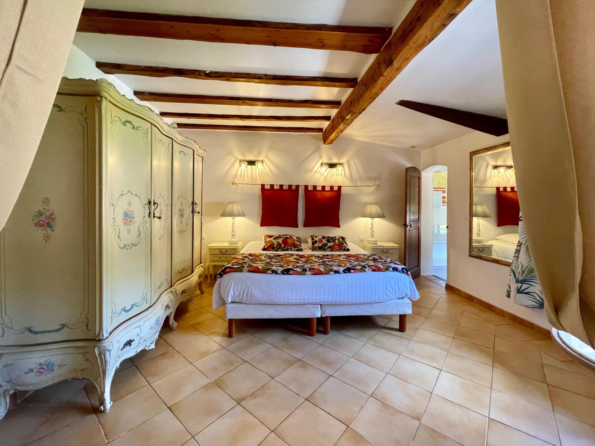 Photo 19 of the listing.