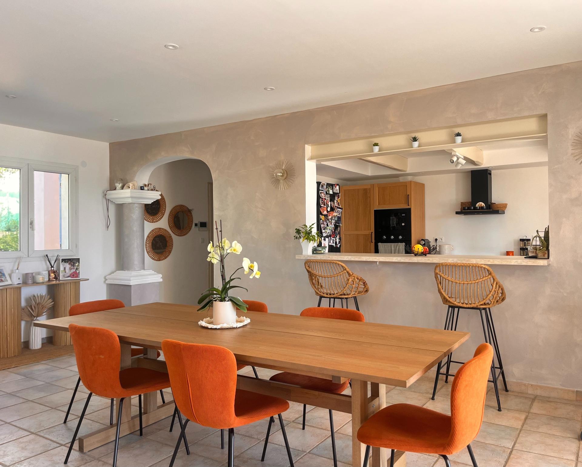 Photo 7 of the listing.