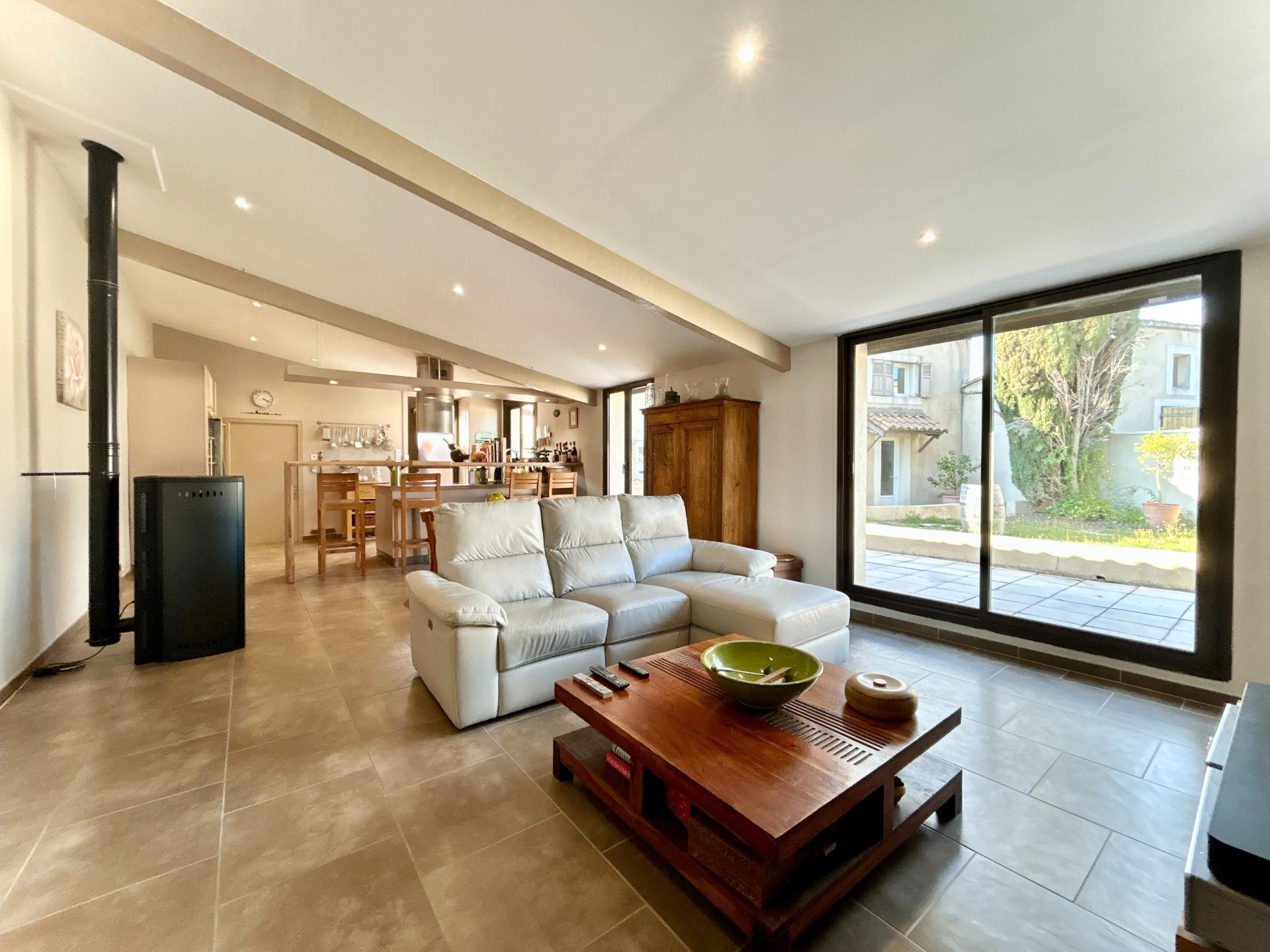 Photo 3 of the listing.