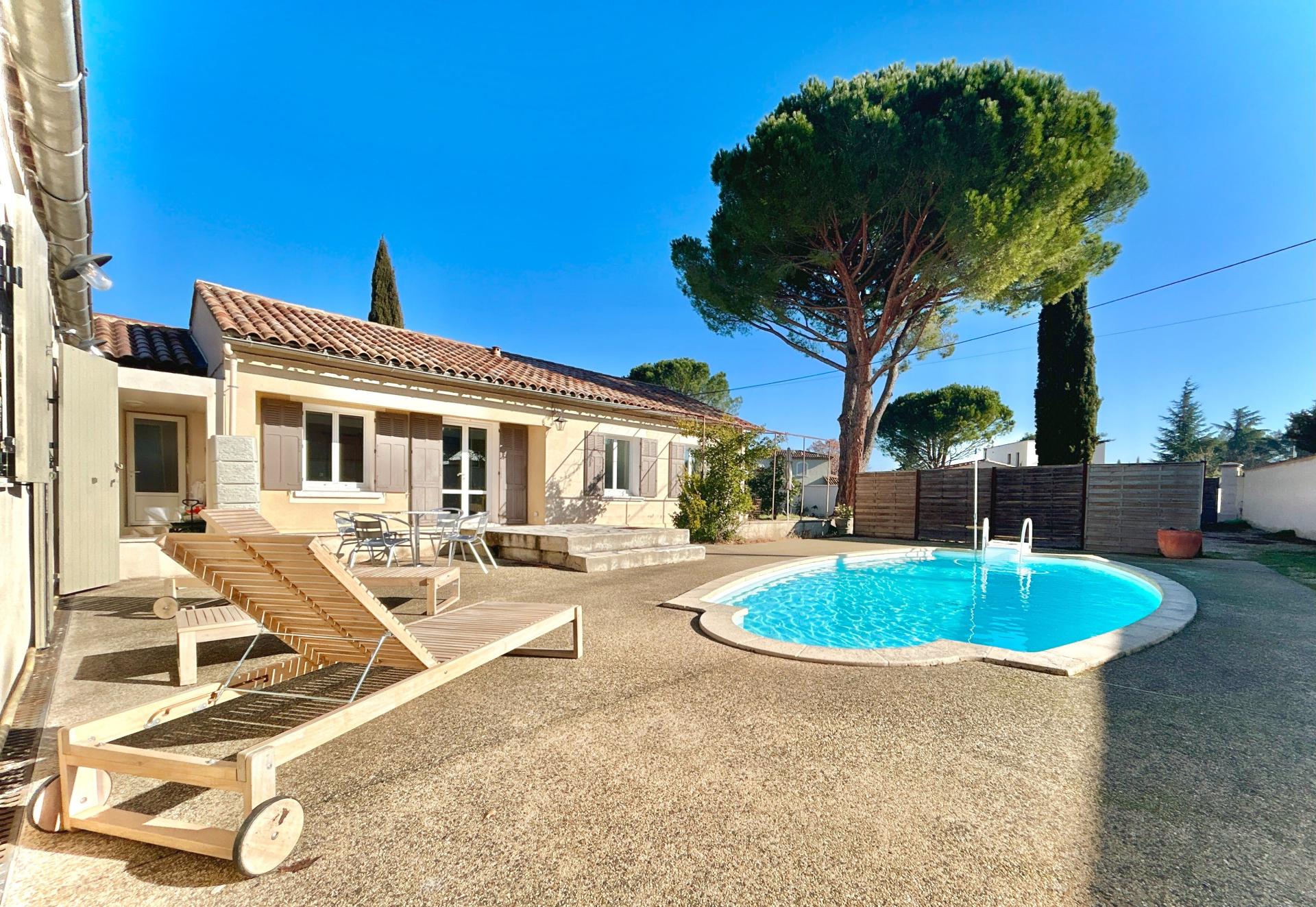 Photo 8 of the listing.