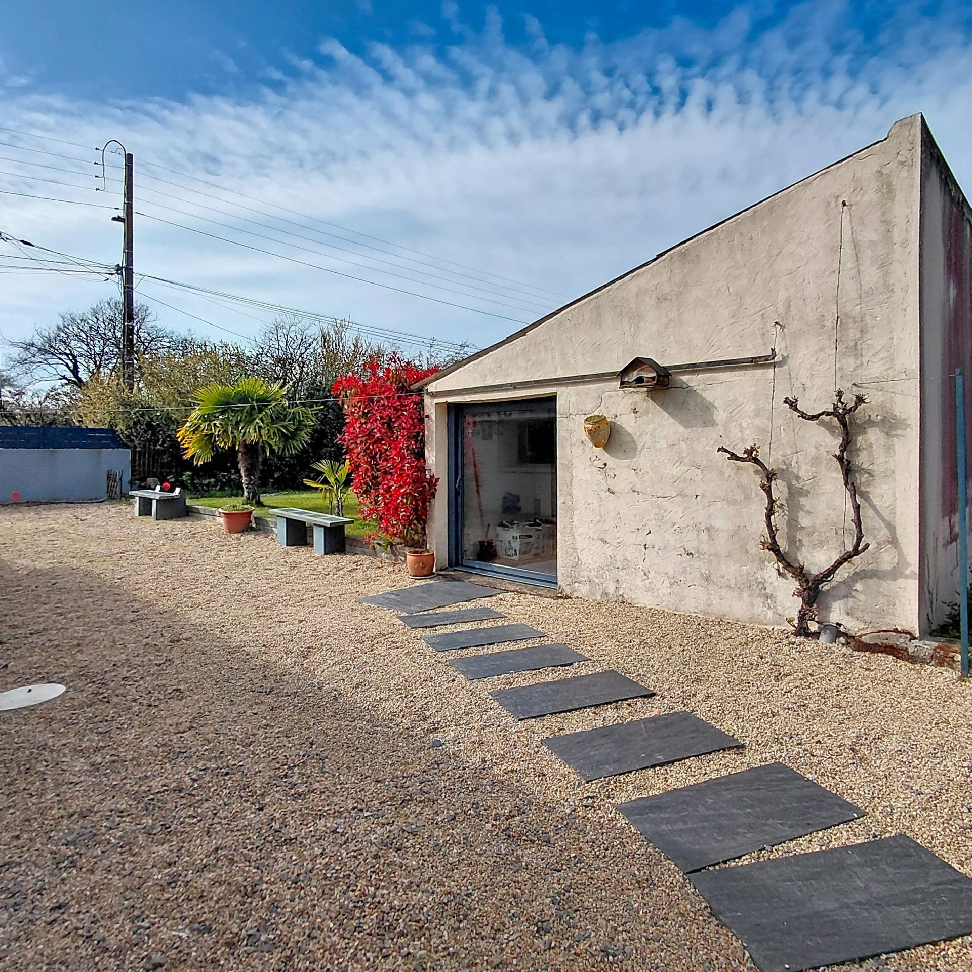 Photo 12 of the listing.