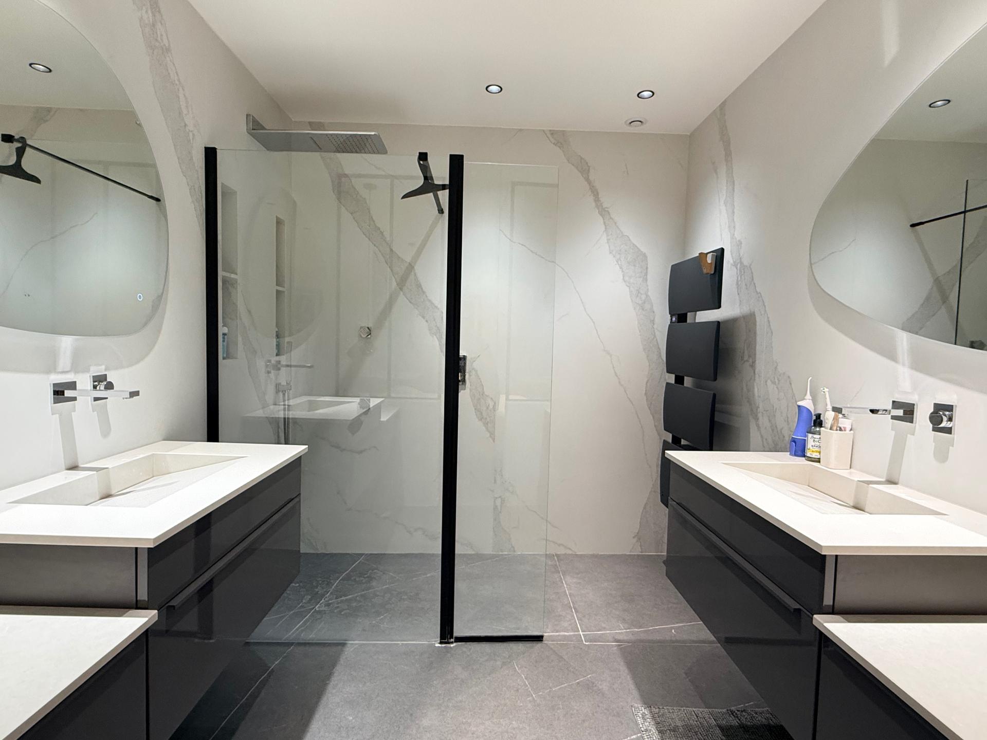 Photo 9 of the listing.