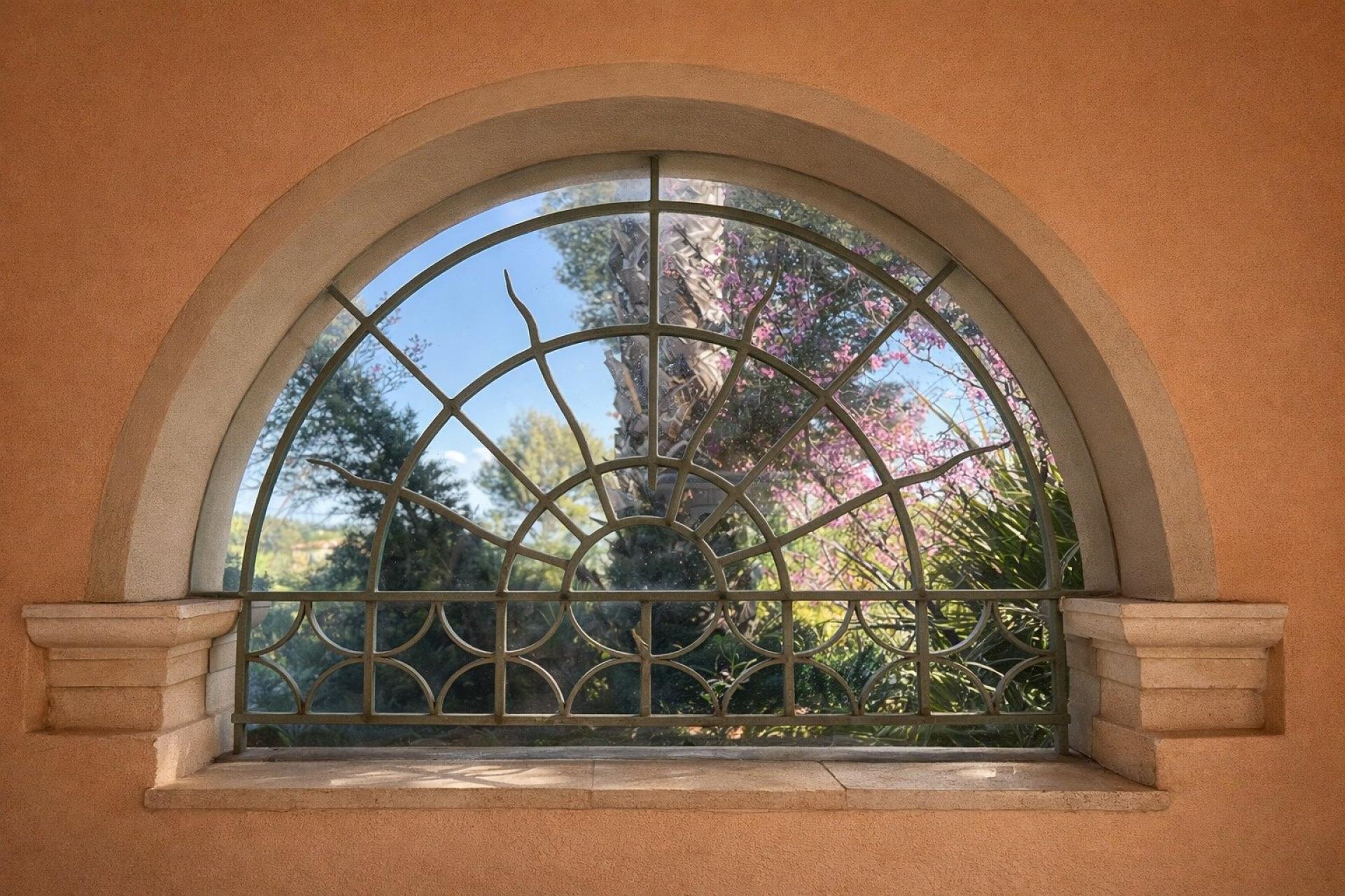 Photo 17 of the listing.