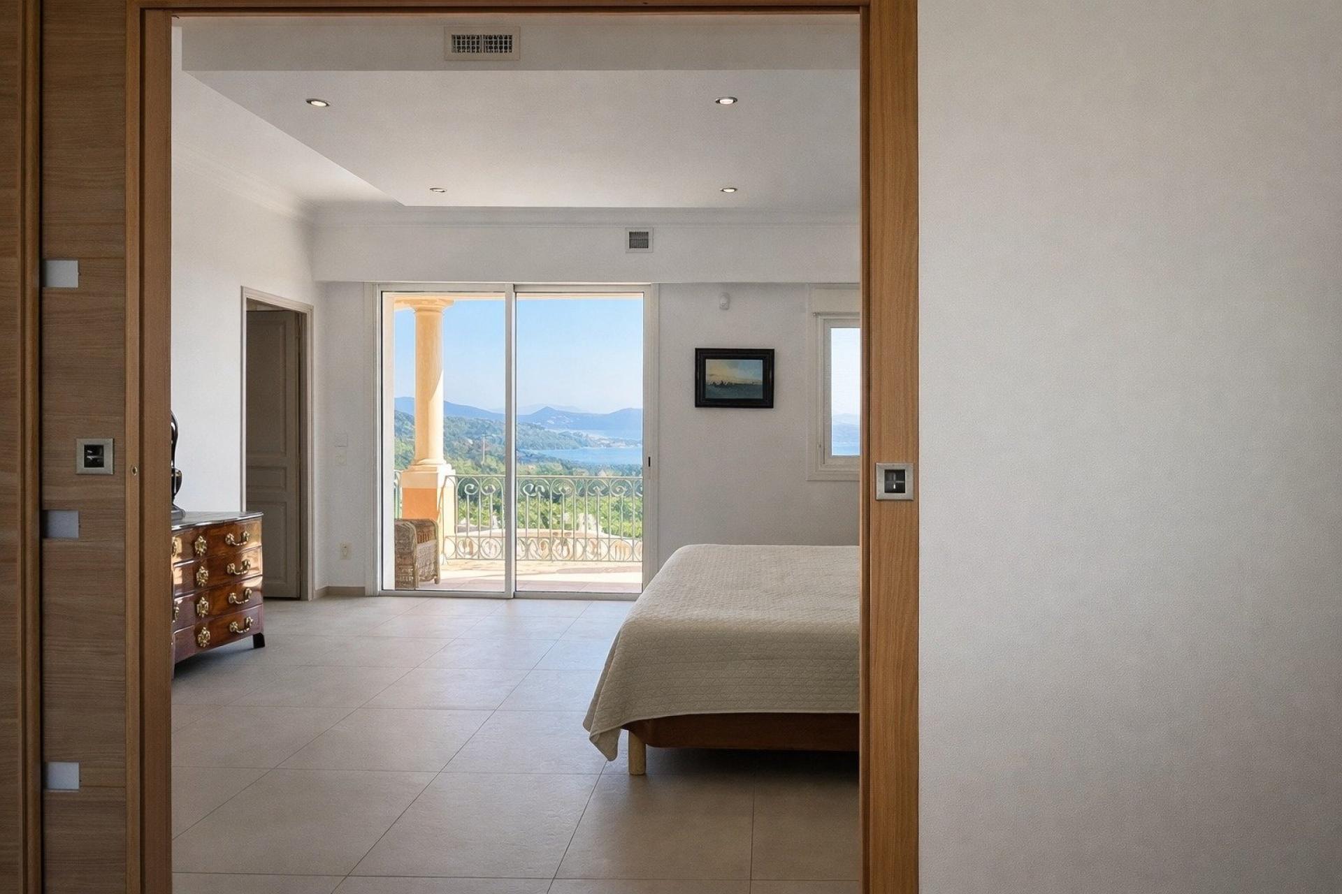 Photo 9 of the listing.