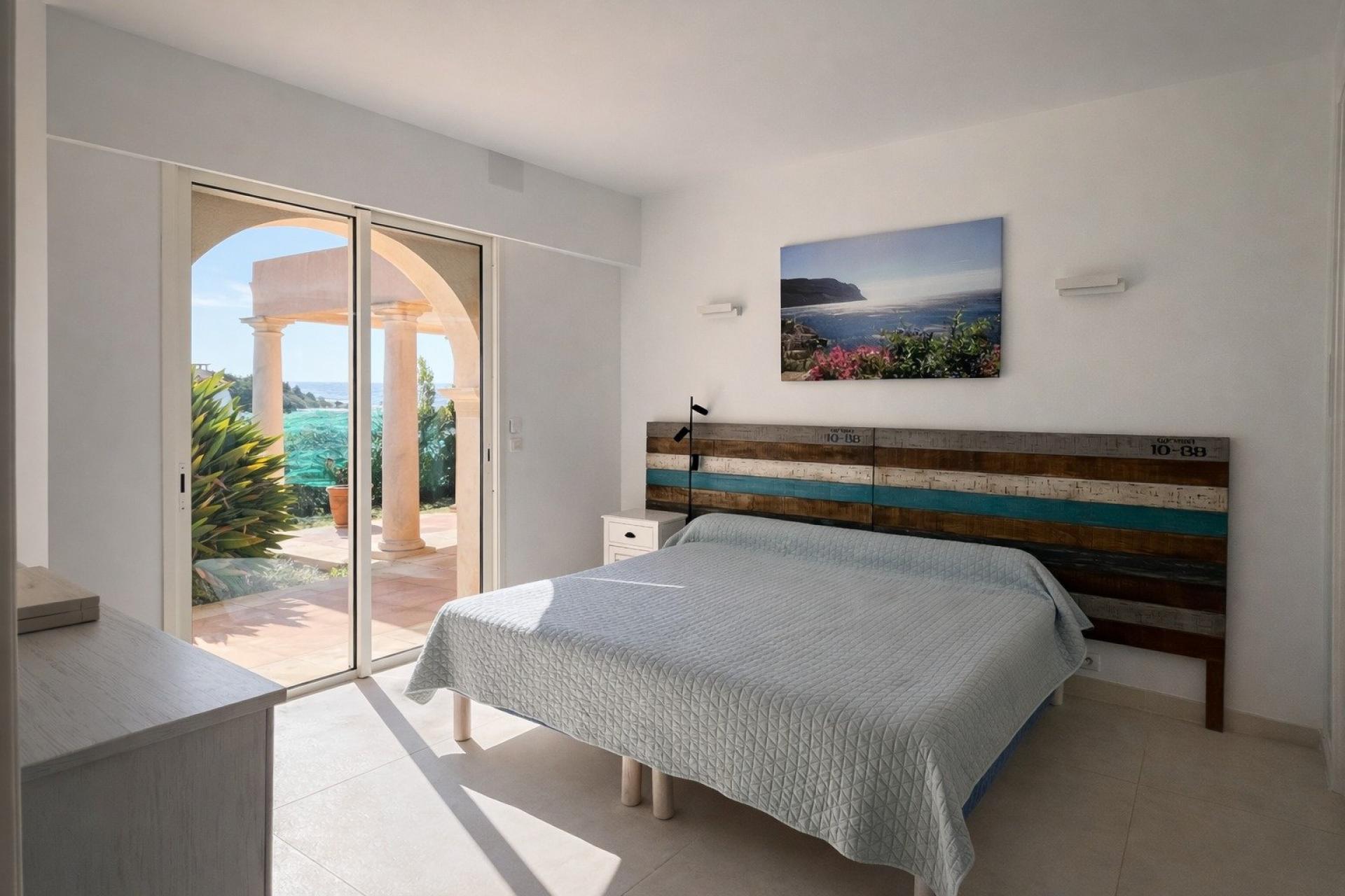 Photo 12 of the listing.