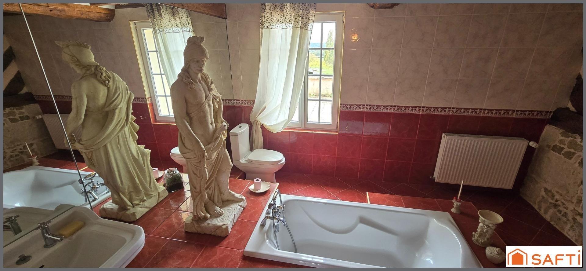 Photo 6 of the listing.