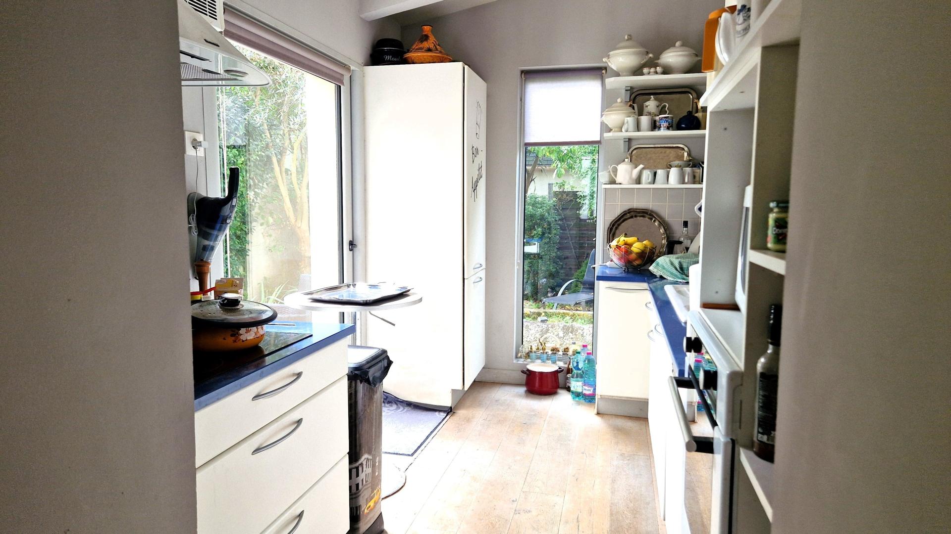 Photo 6 of the listing.