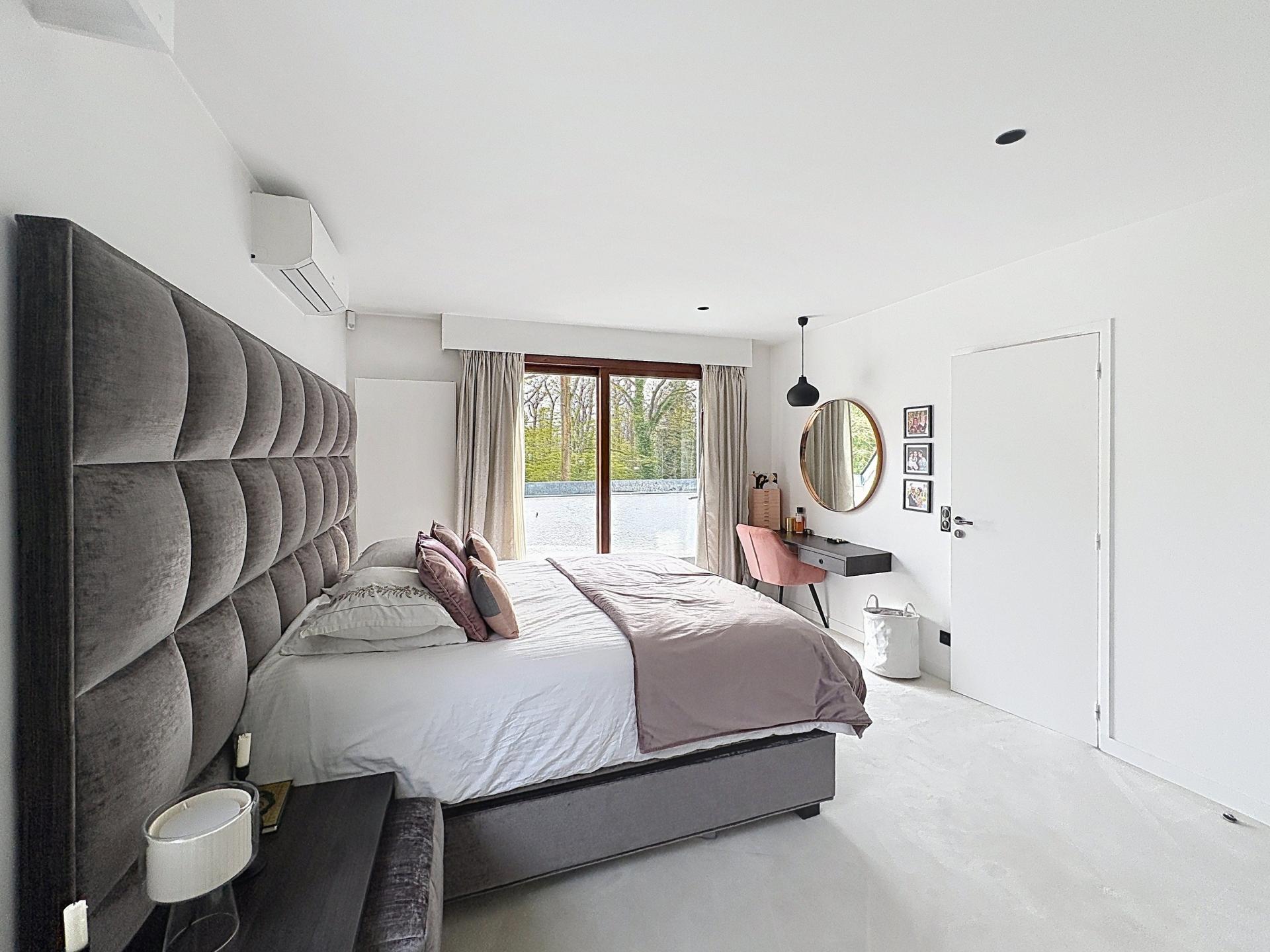 Photo 15 of the listing.