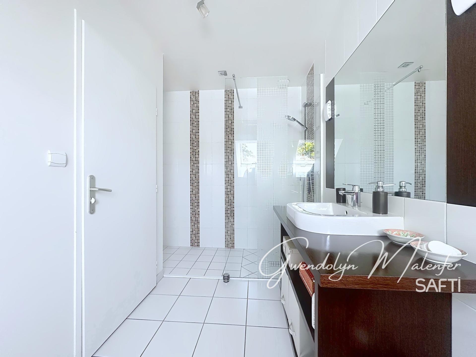 Photo 8 de l'annonce.