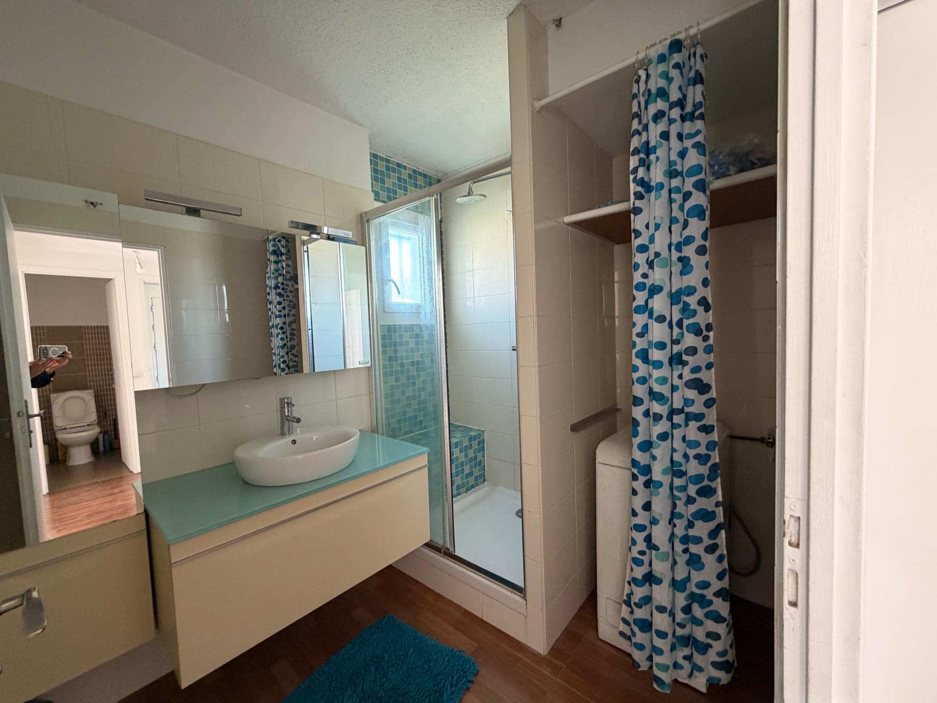 Photo 12 of the listing.