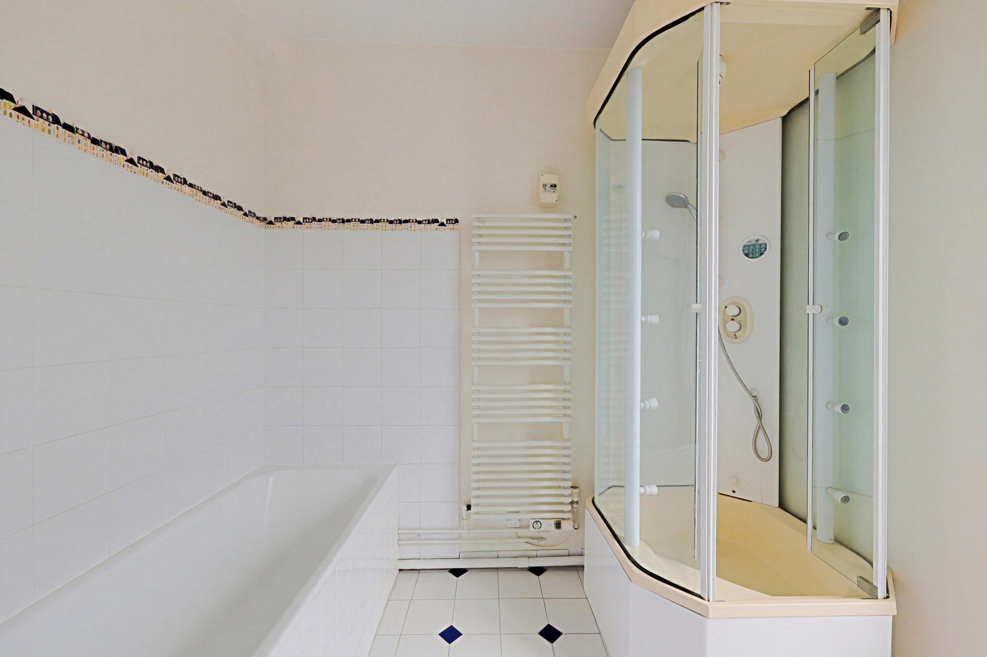 Photo 15 of the listing.