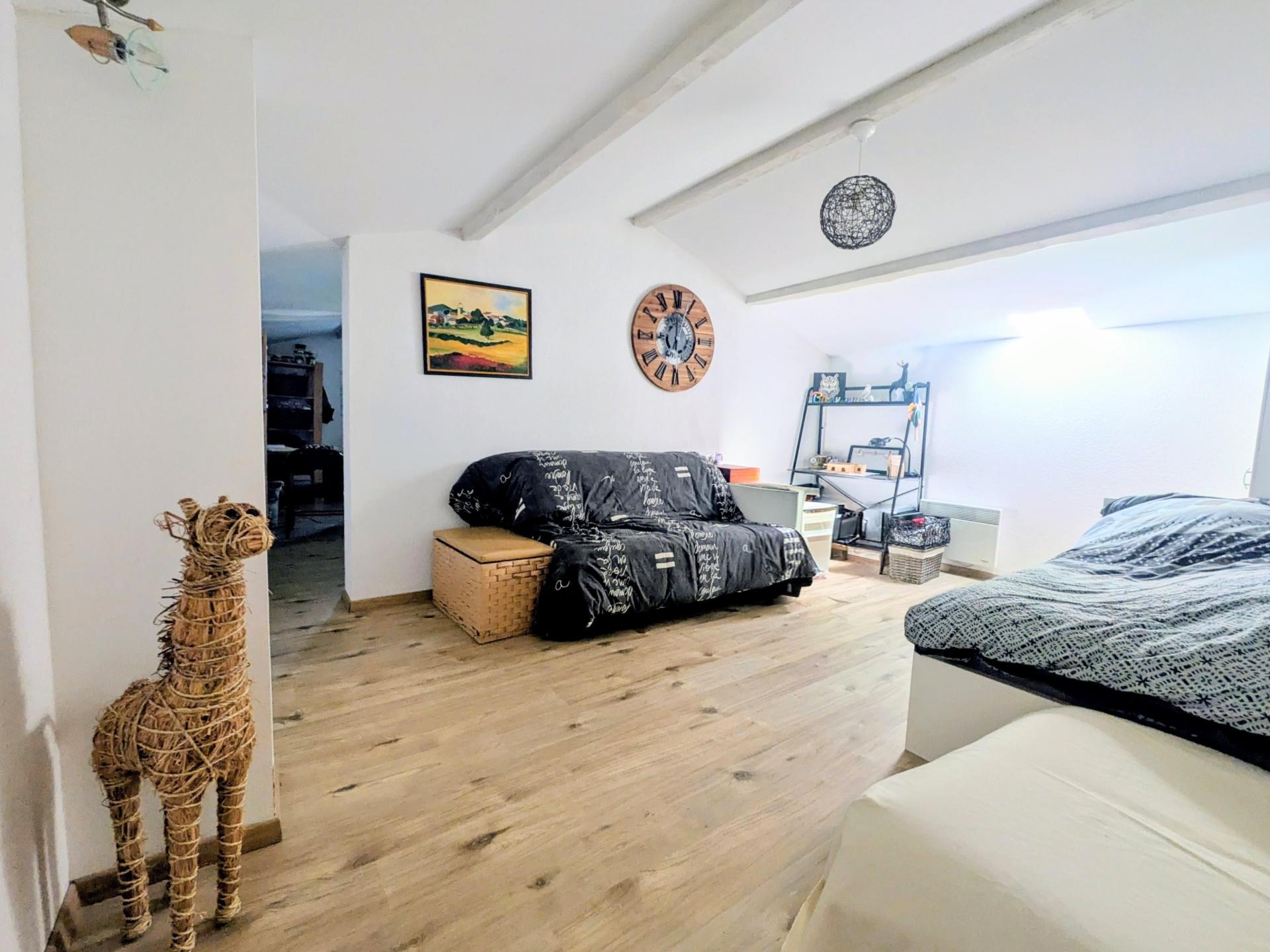 Photo 13 of the listing.