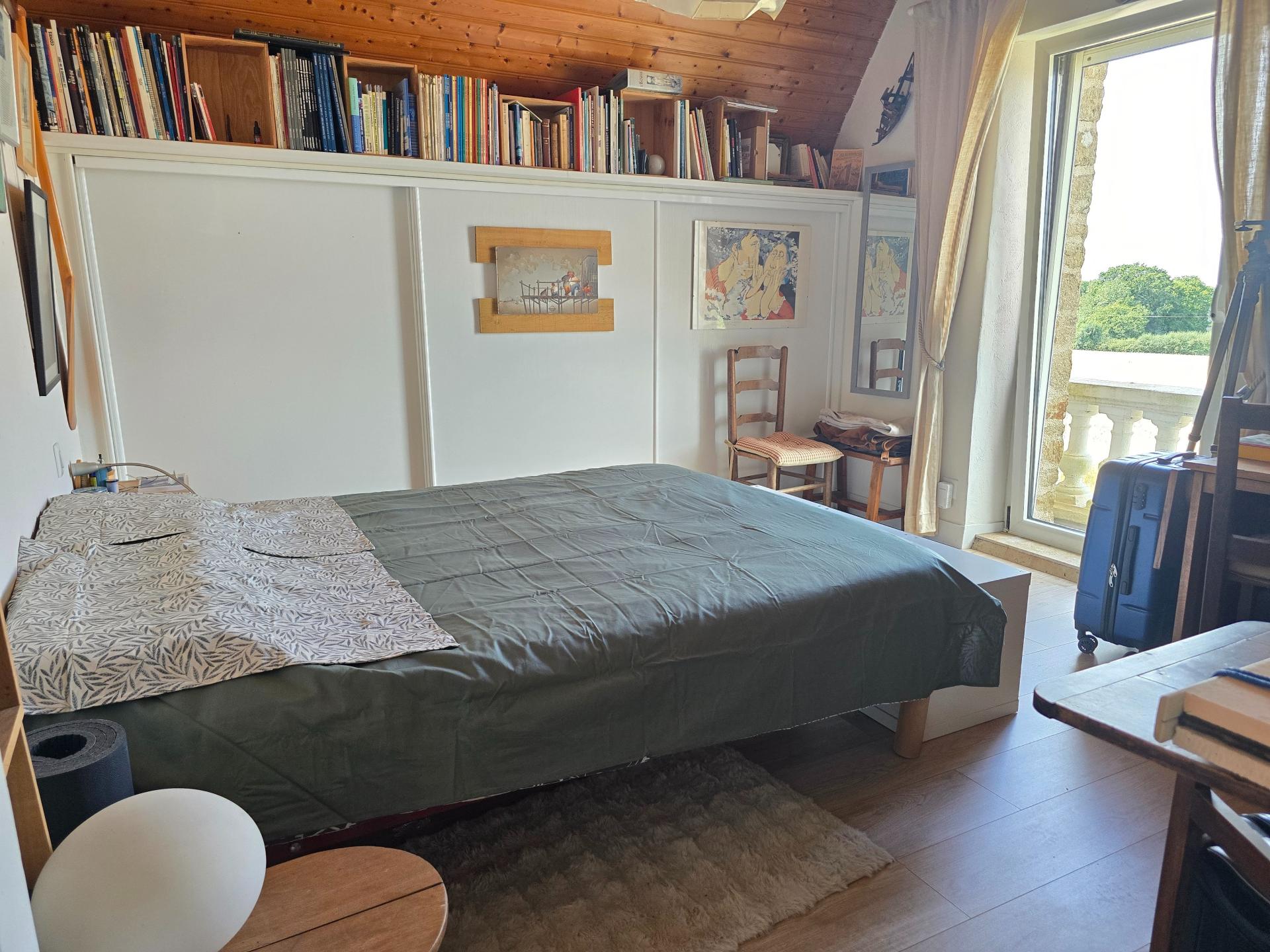 Photo 3 of the listing.