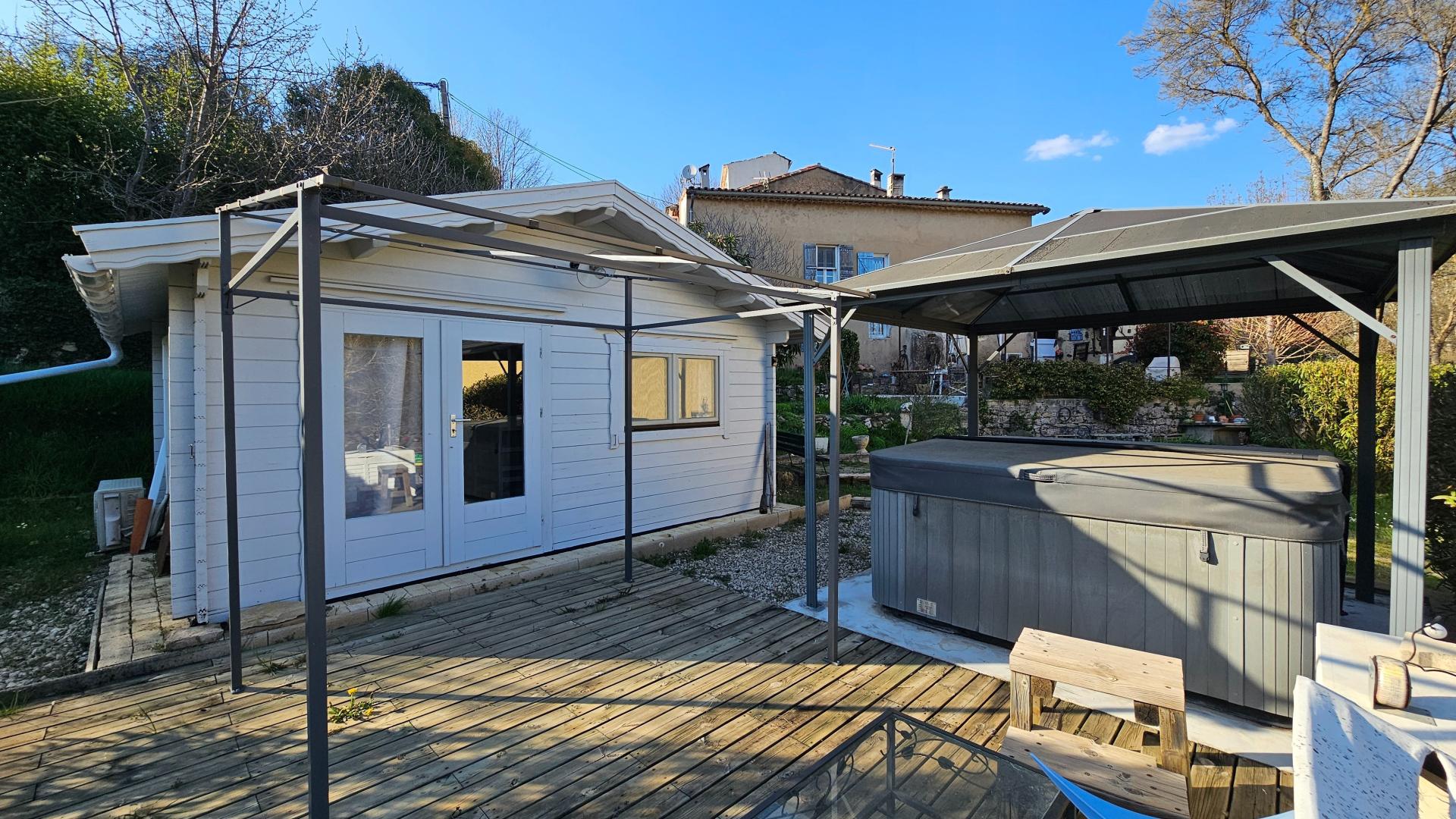 Photo 18 of the listing.