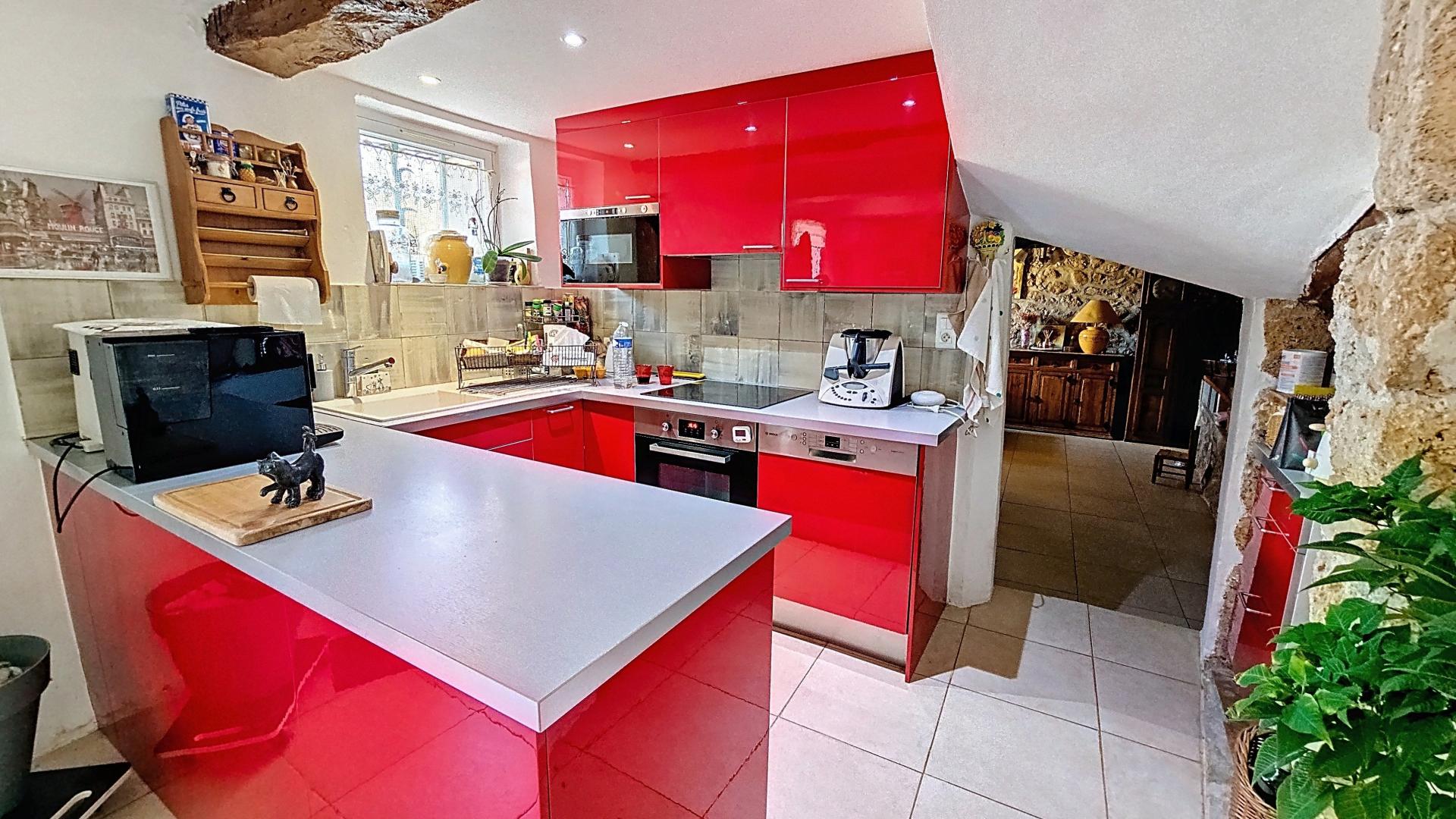Photo 8 of the listing.