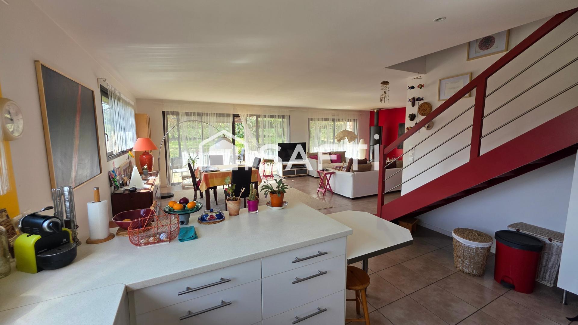 Photo SAFTI — Maison 5 pièces, 120 m² à Le Tronchet 5