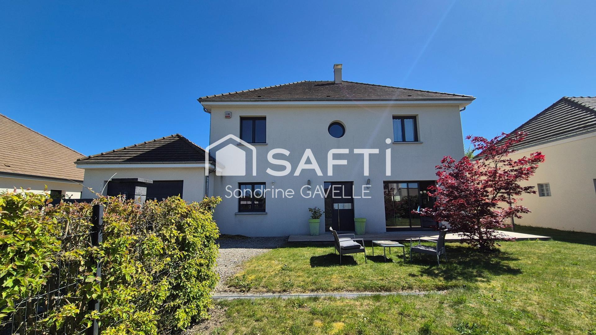 Photo SAFTI — Maison 6 pièces, 165 m² à La Riviere De Corps