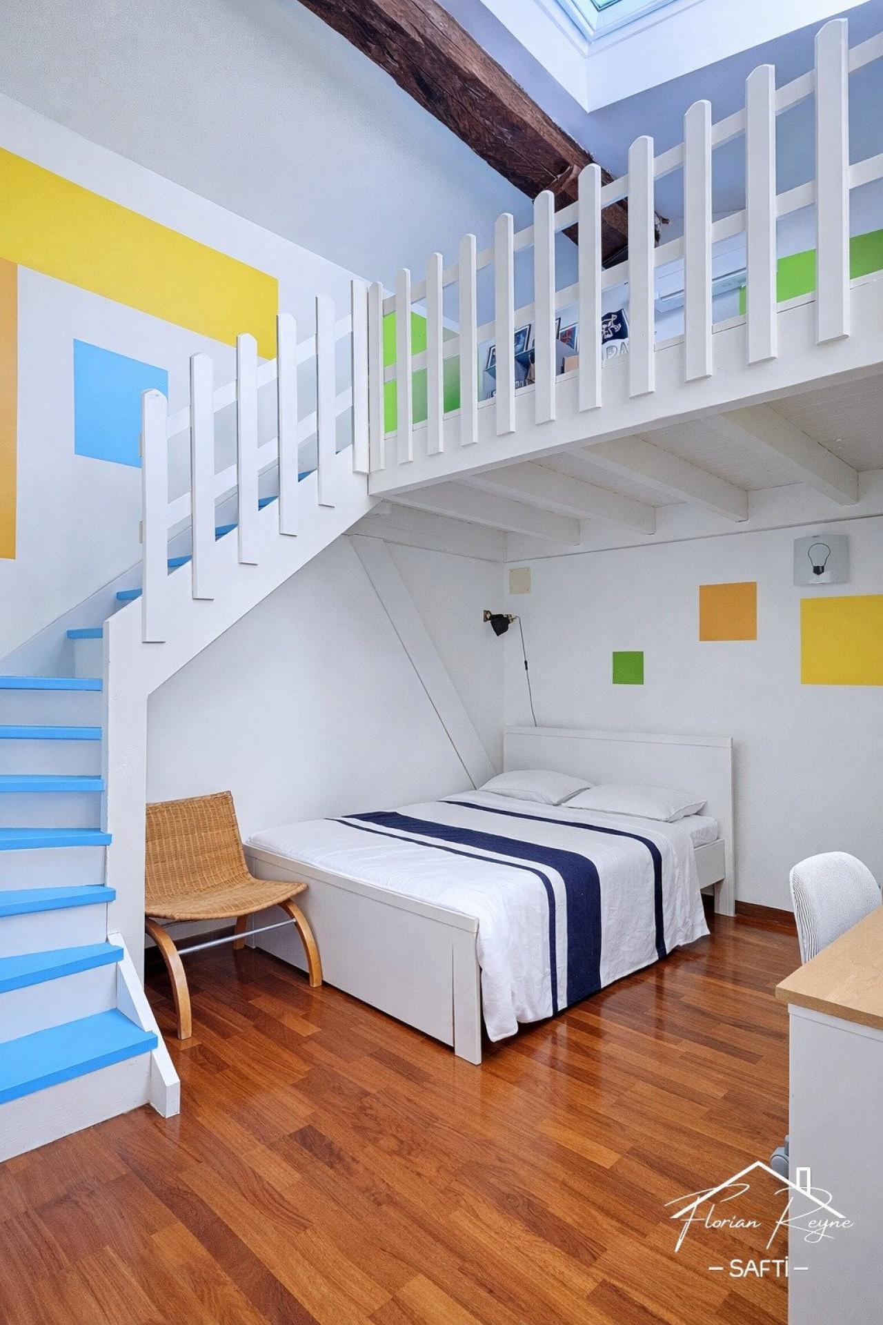 Photo 10 of the listing.