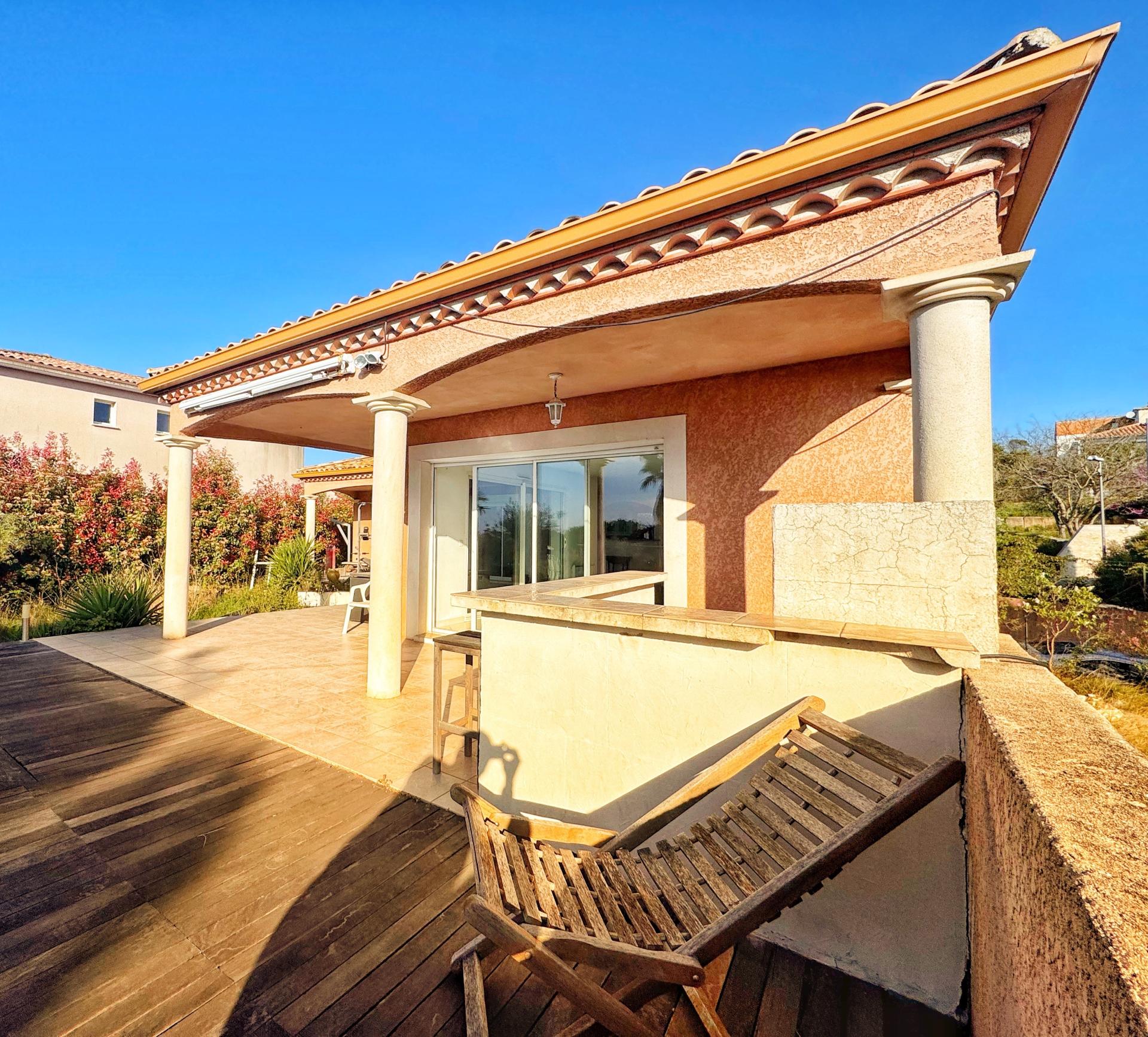 Photo 4 of the listing.