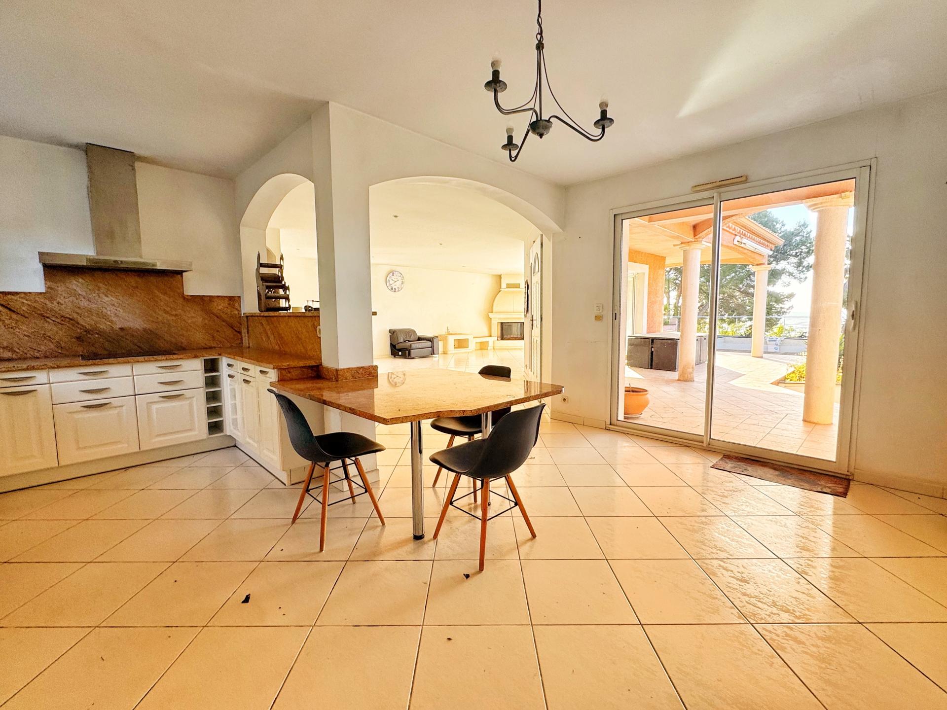 Photo 8 of the listing.