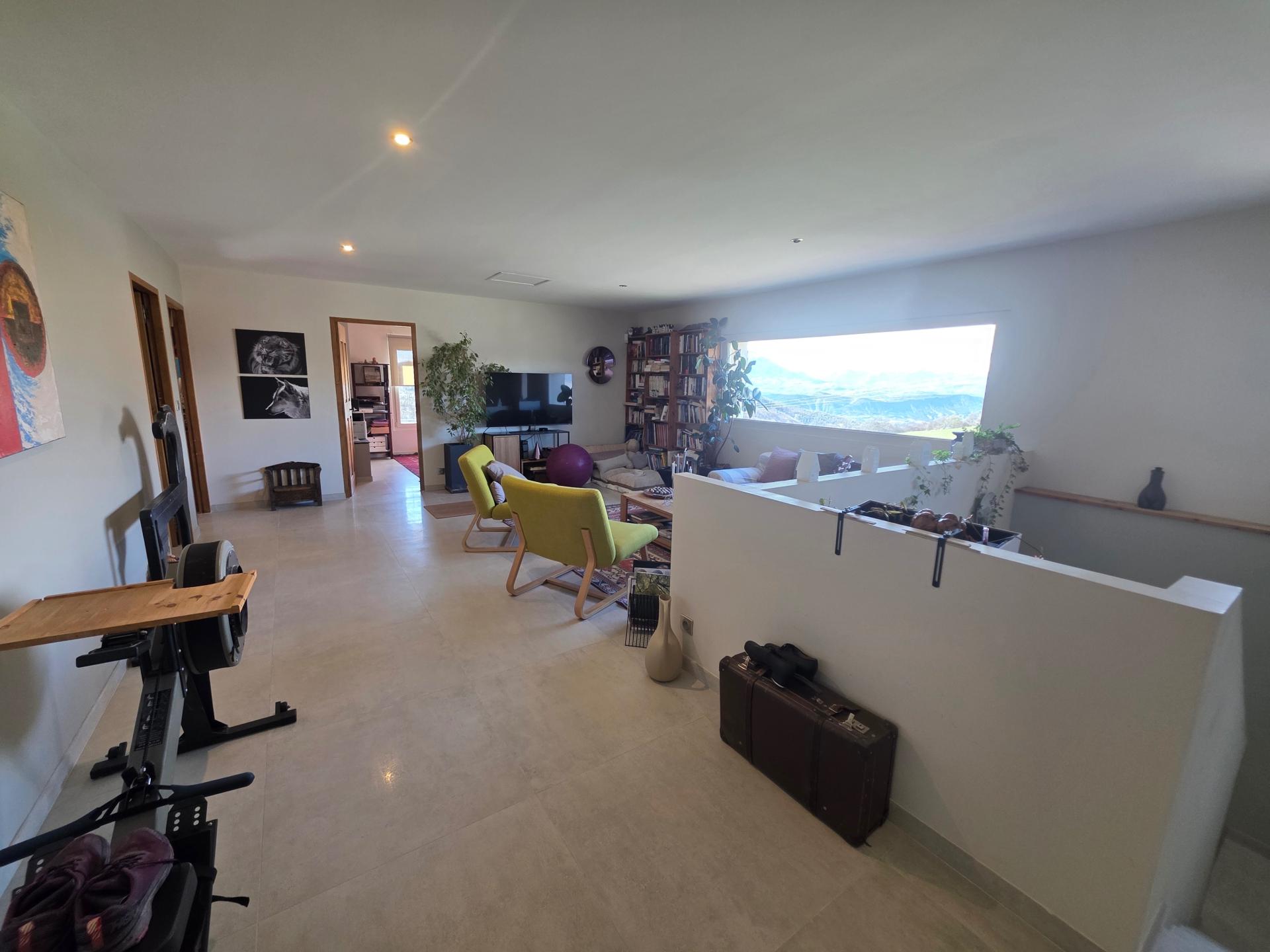 Photo 18 of the listing.