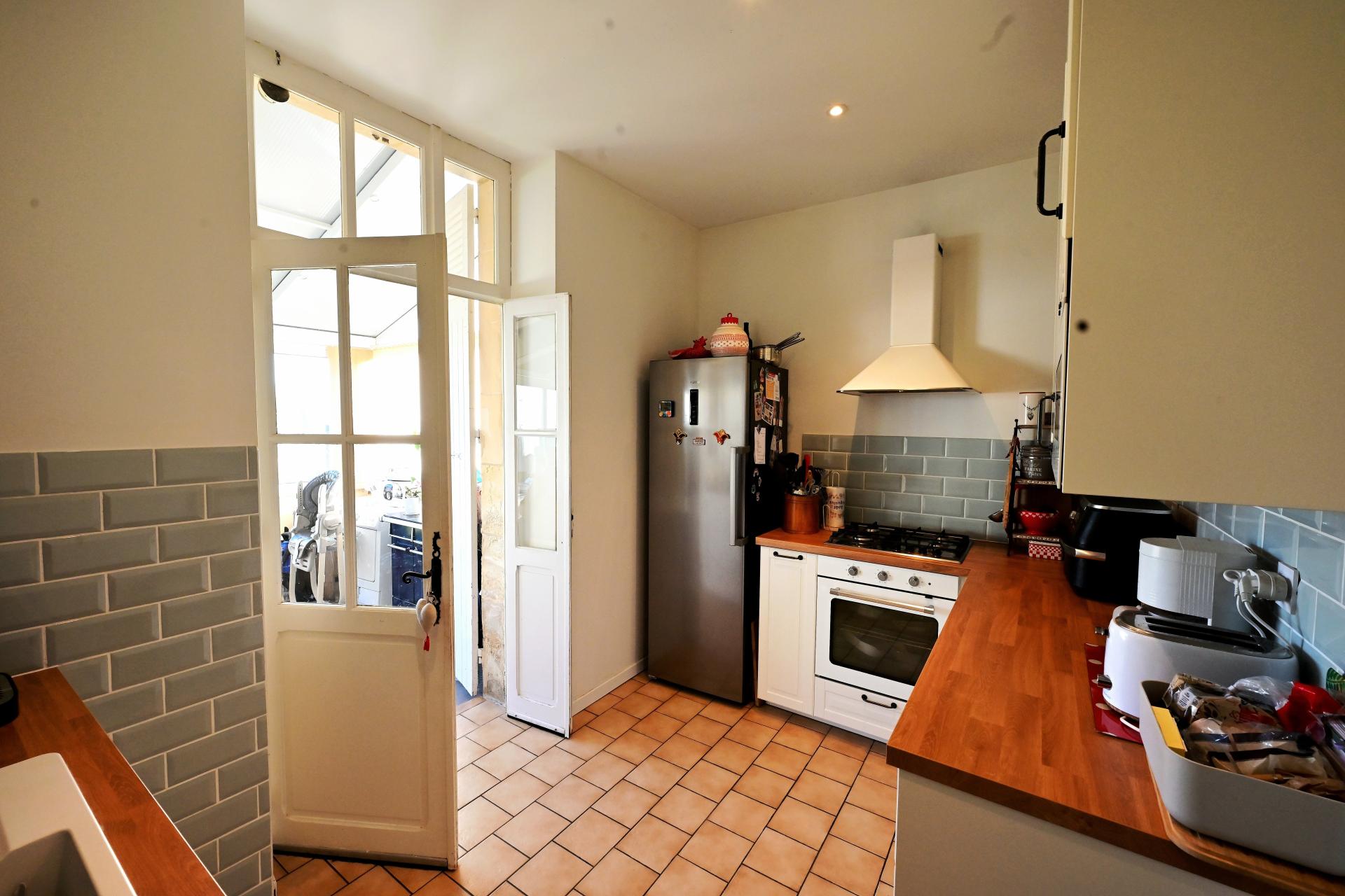 Photo 8 of the listing.