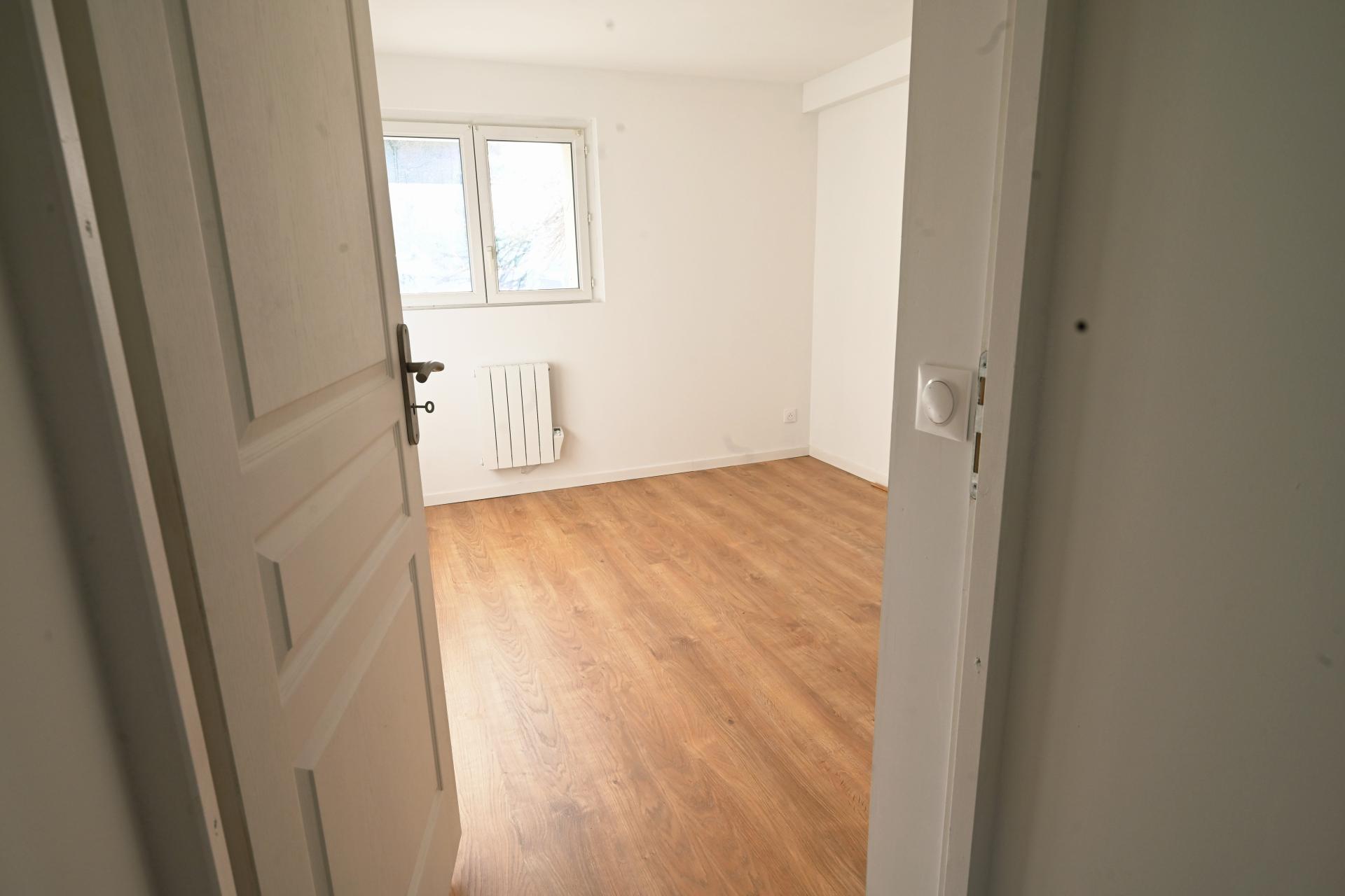 Photo 31 of the listing.