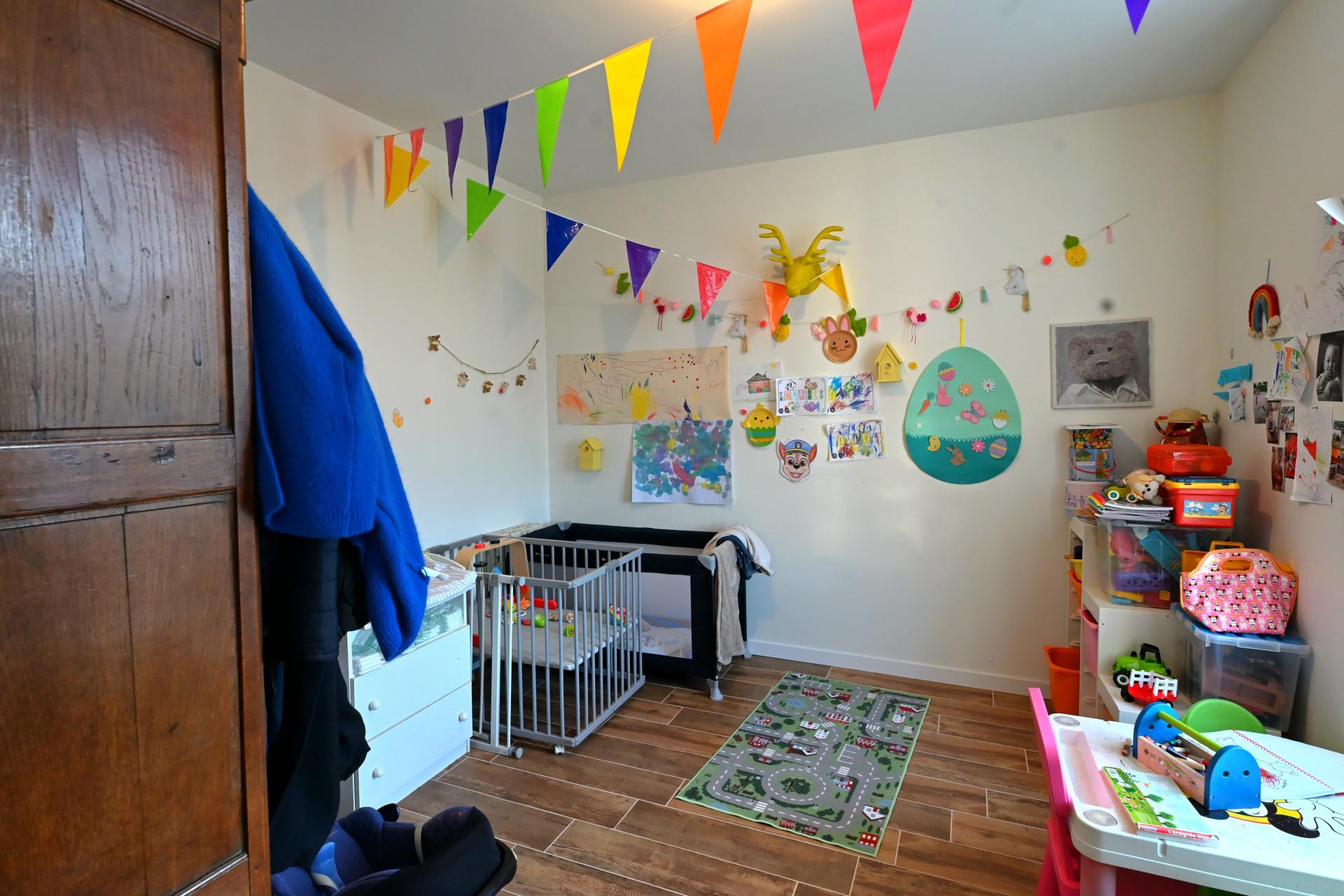 Photo 13 of the listing.