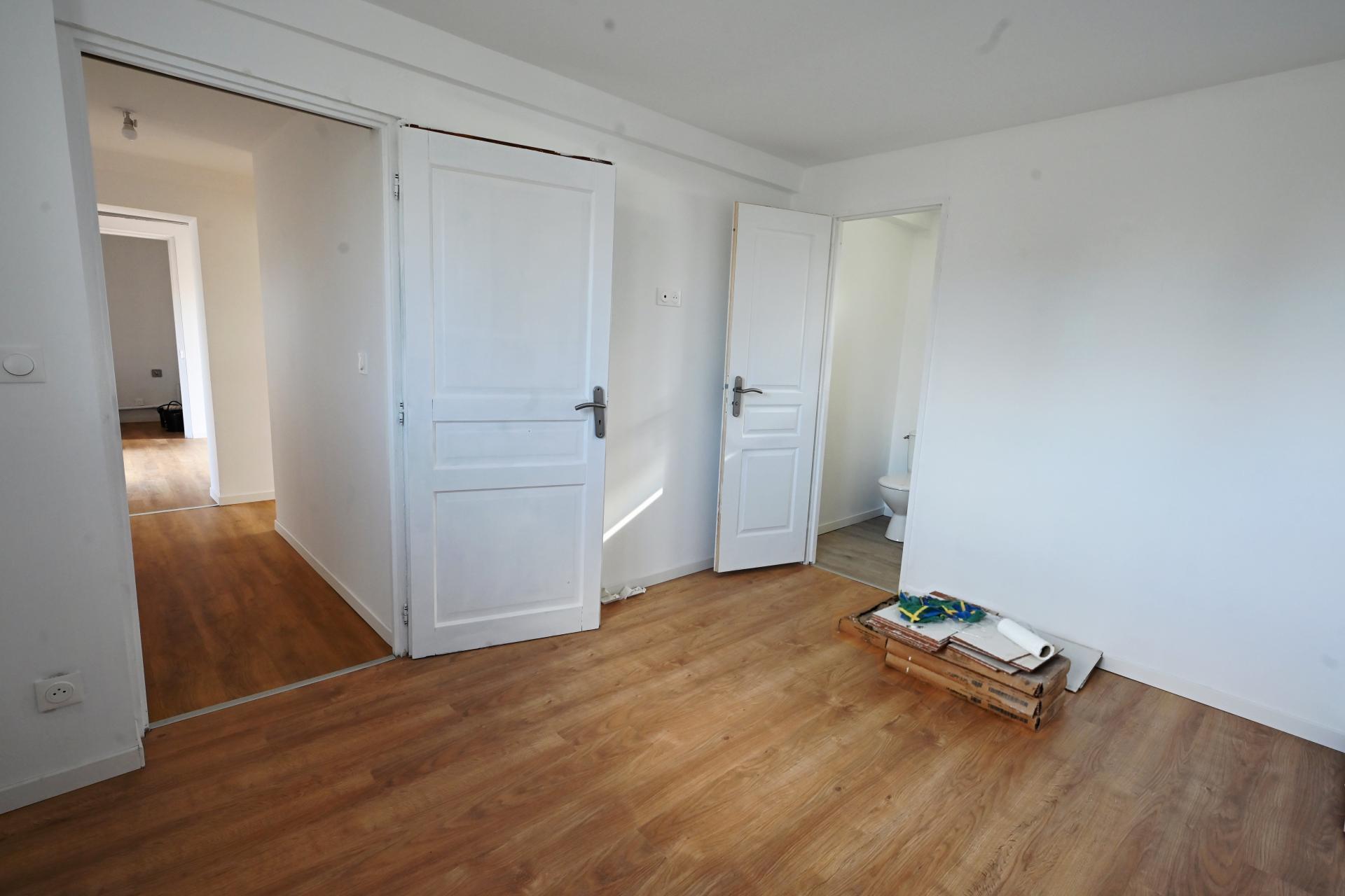 Photo 32 of the listing.