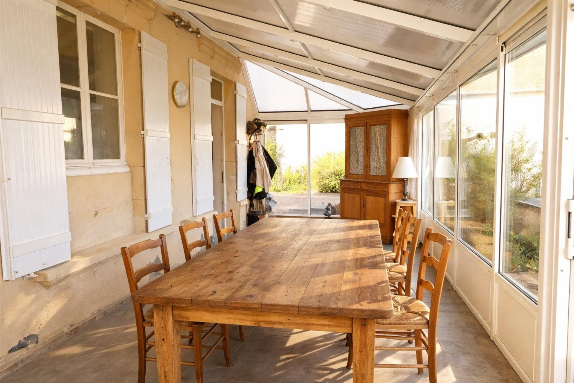 Photo 4 of the listing.