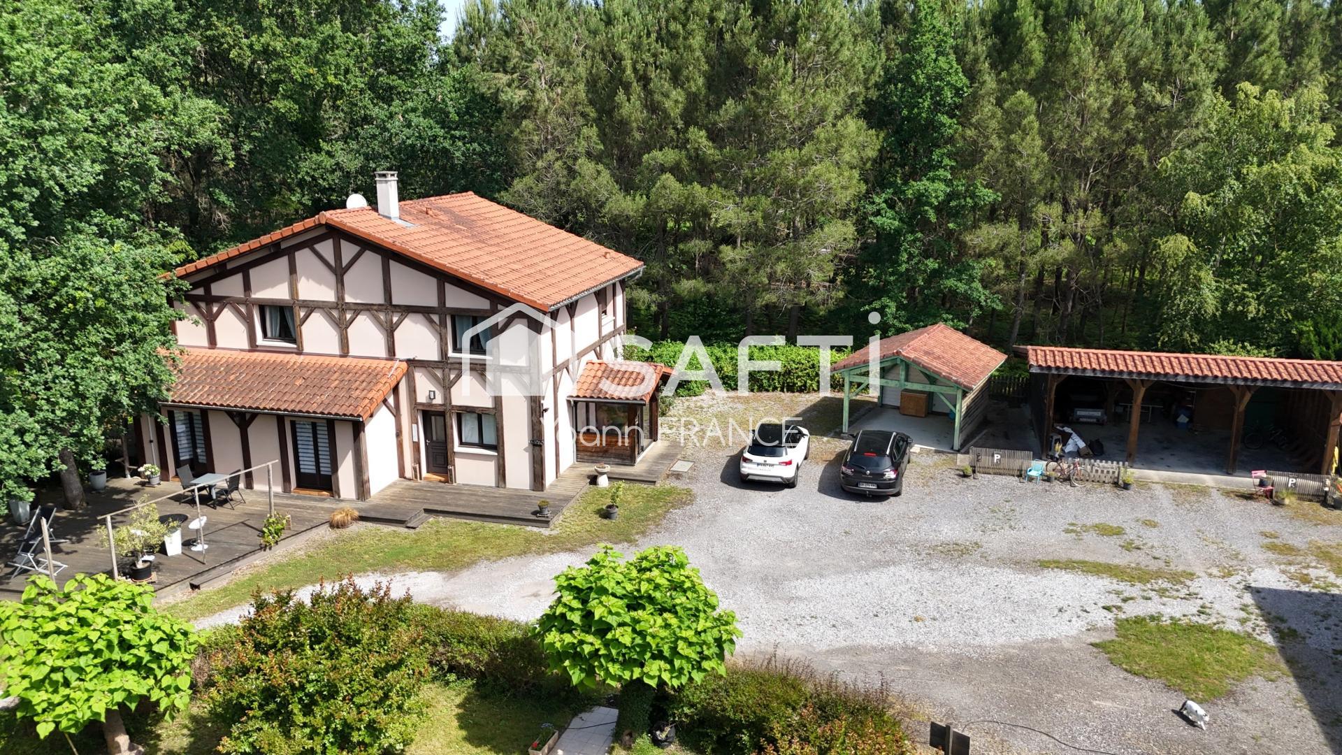 Photo SAFTI — Maison 6 pièces, 170 m² à Saint Julien En Born