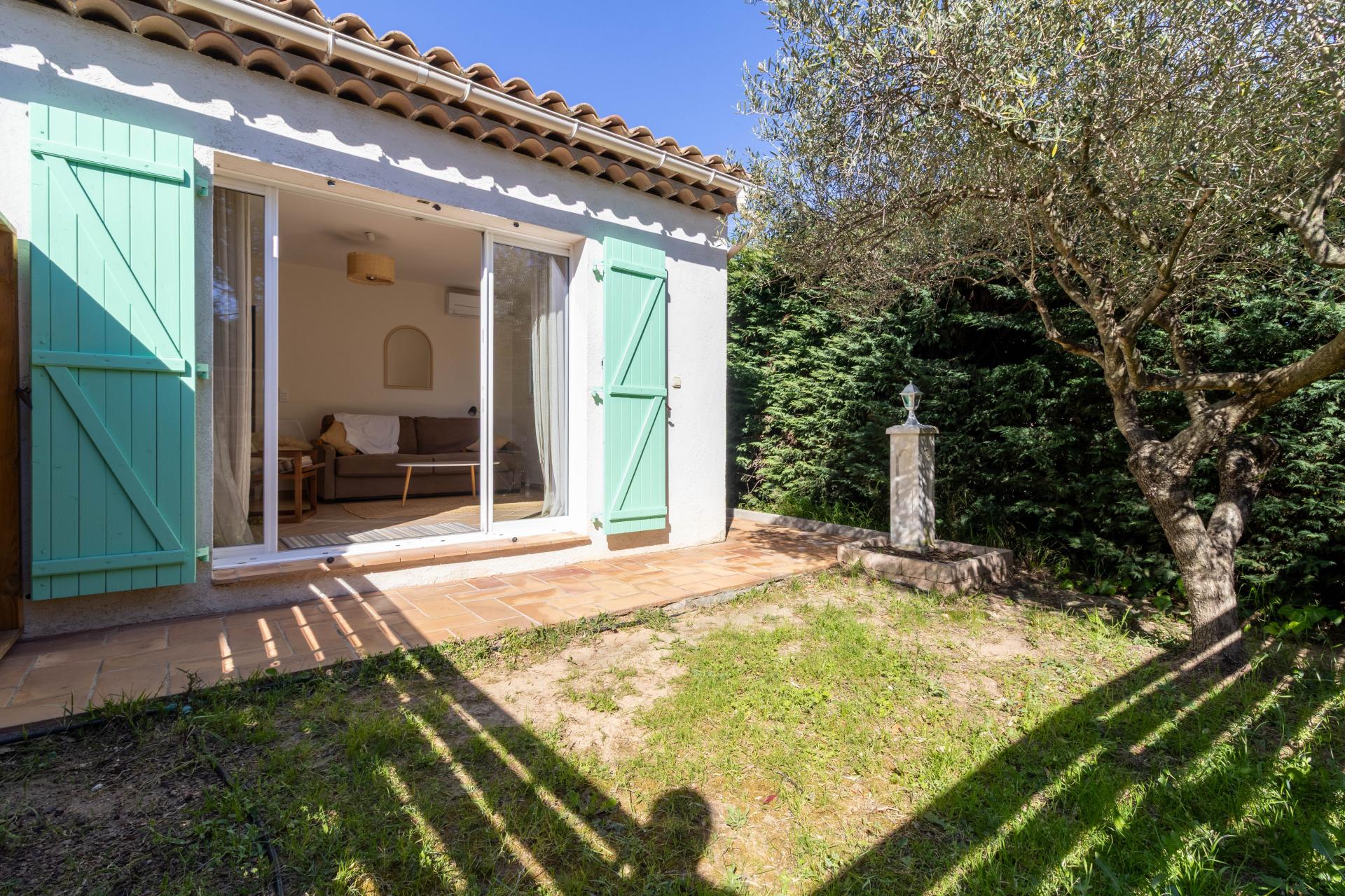 Photo 10 of the listing.