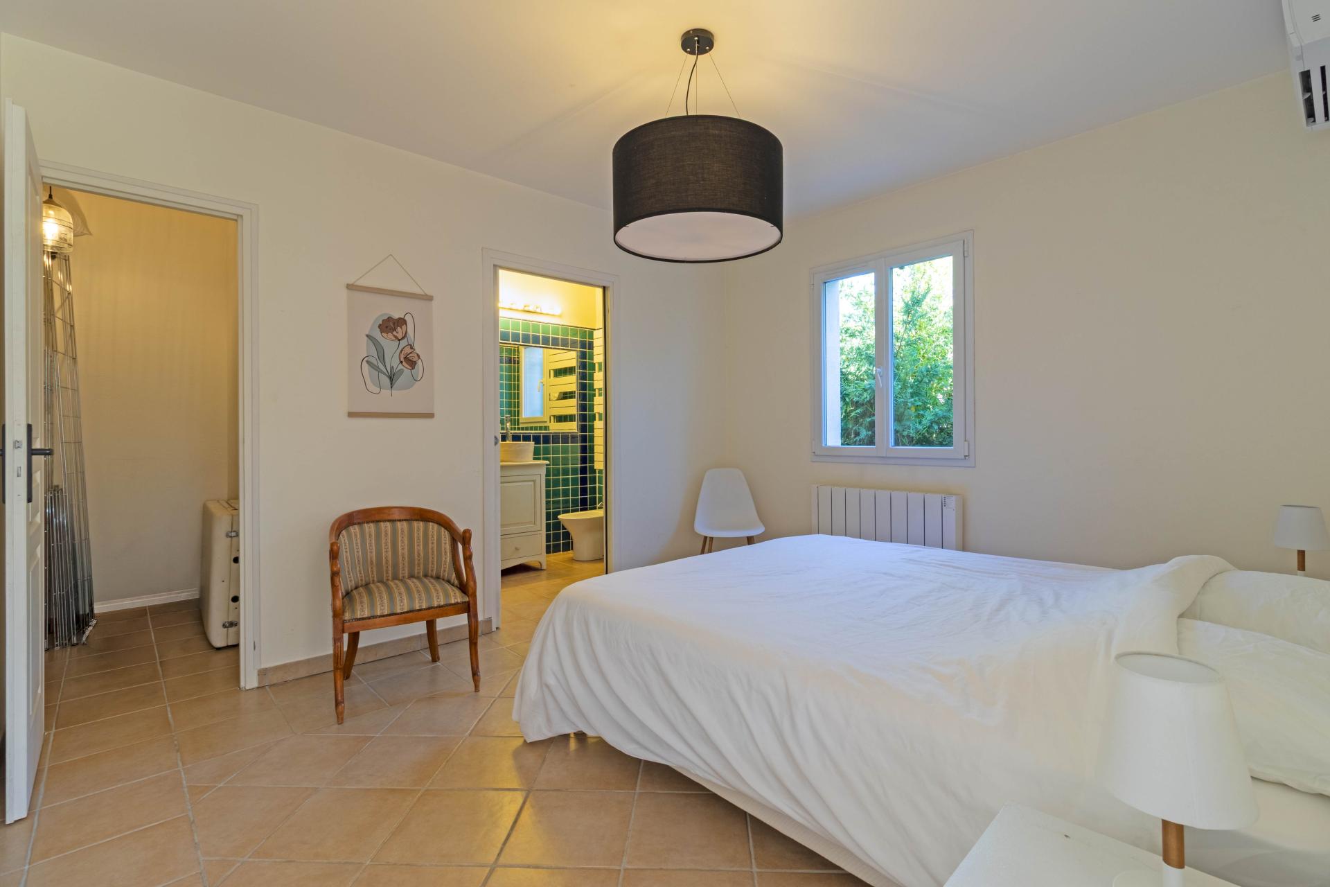 Photo 12 of the listing.