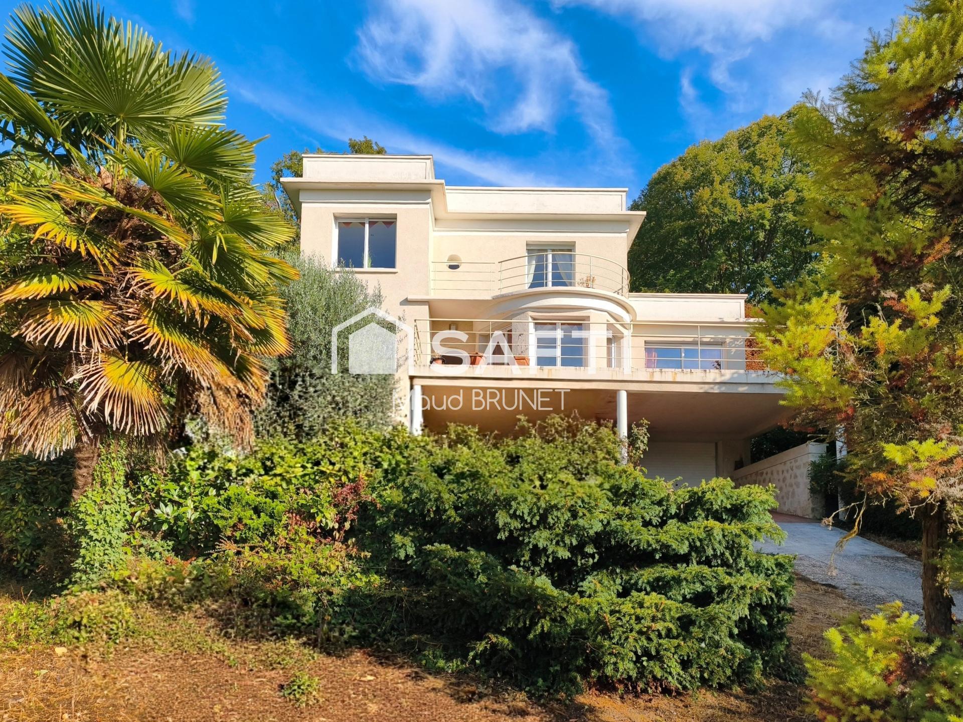 Maison 5 pièces 177 m² · à Hardricourt · 177 m² · 399 000 €