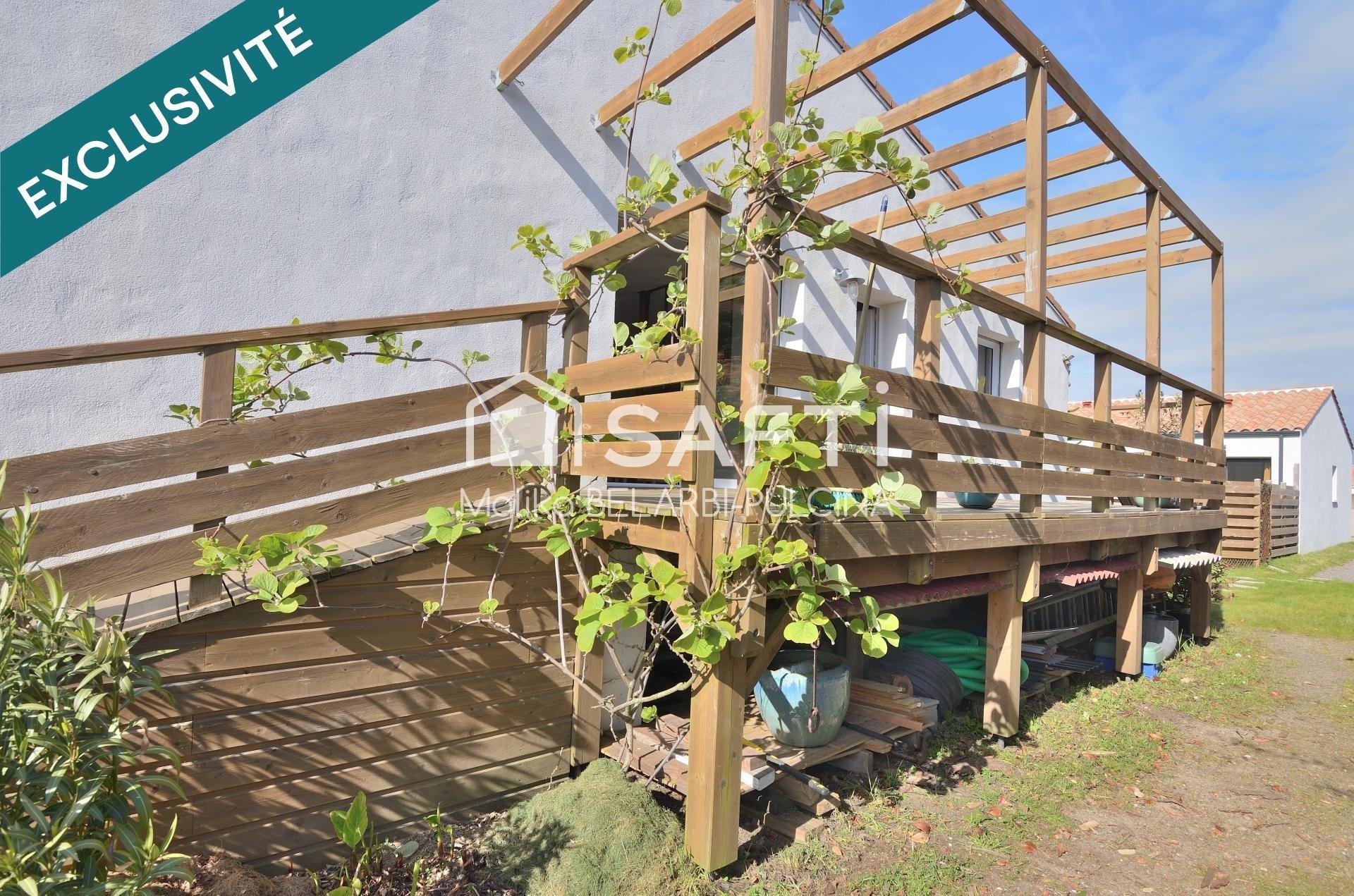 Photo 10 of the listing.