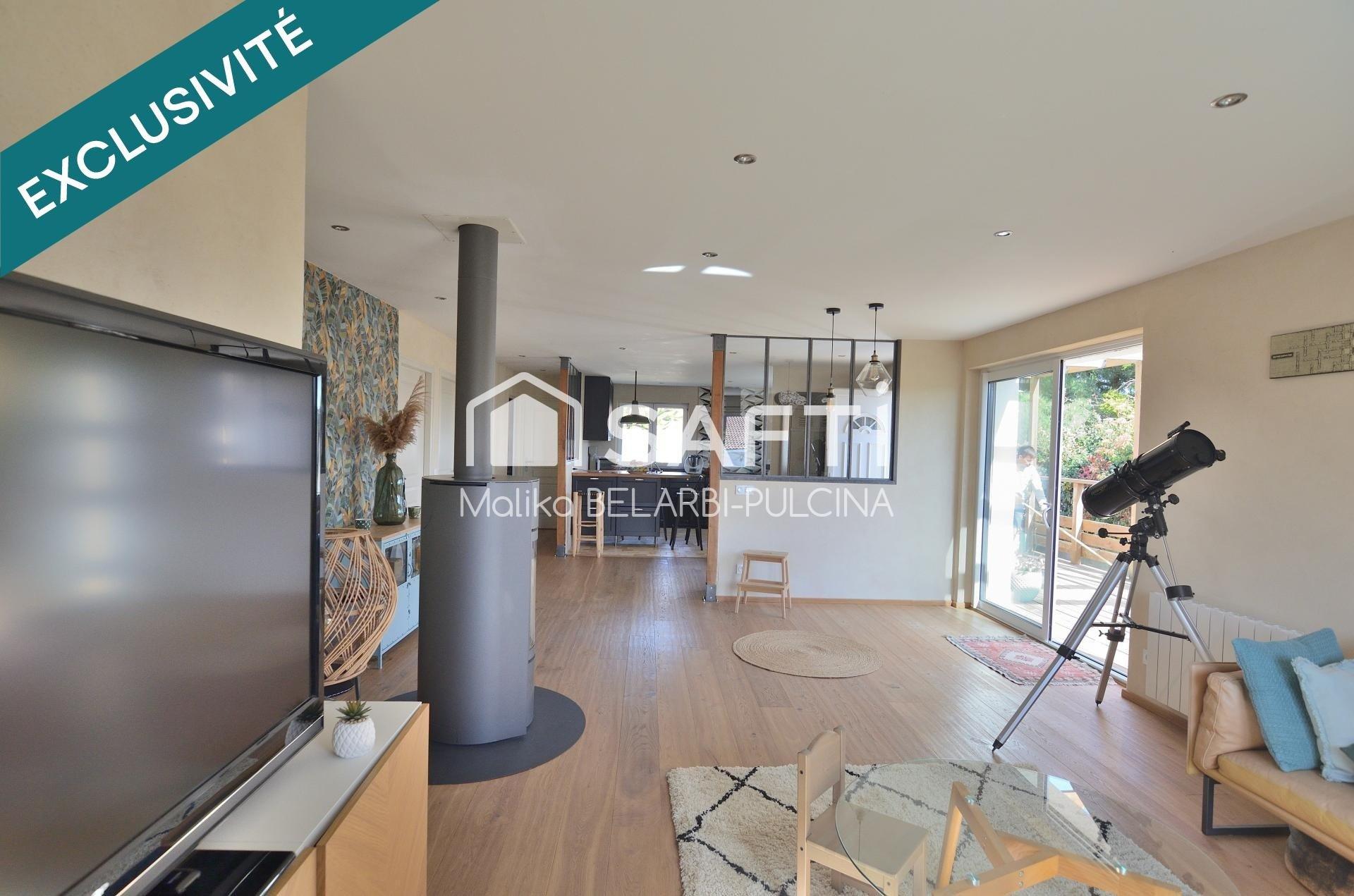 Photo 13 of the listing.