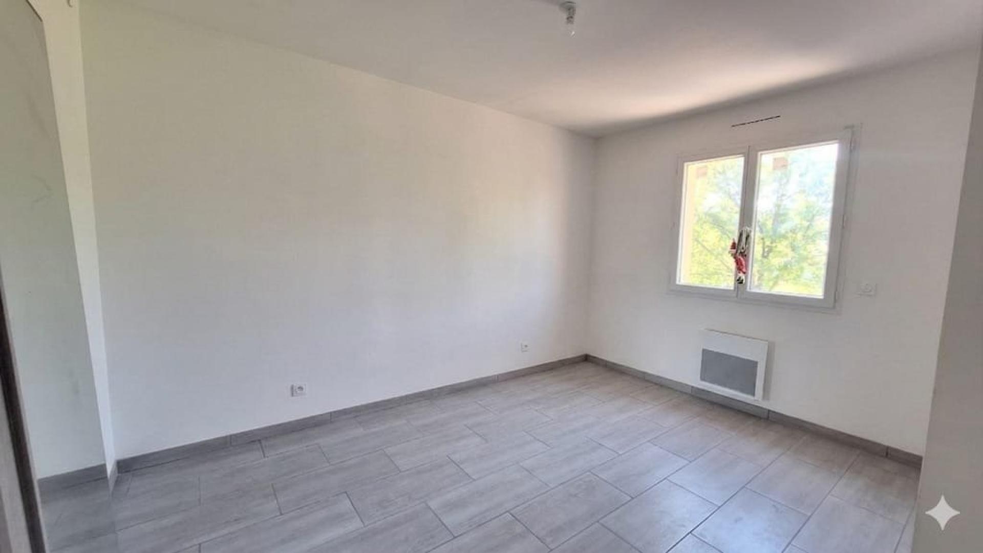 Photo 16 of the listing.
