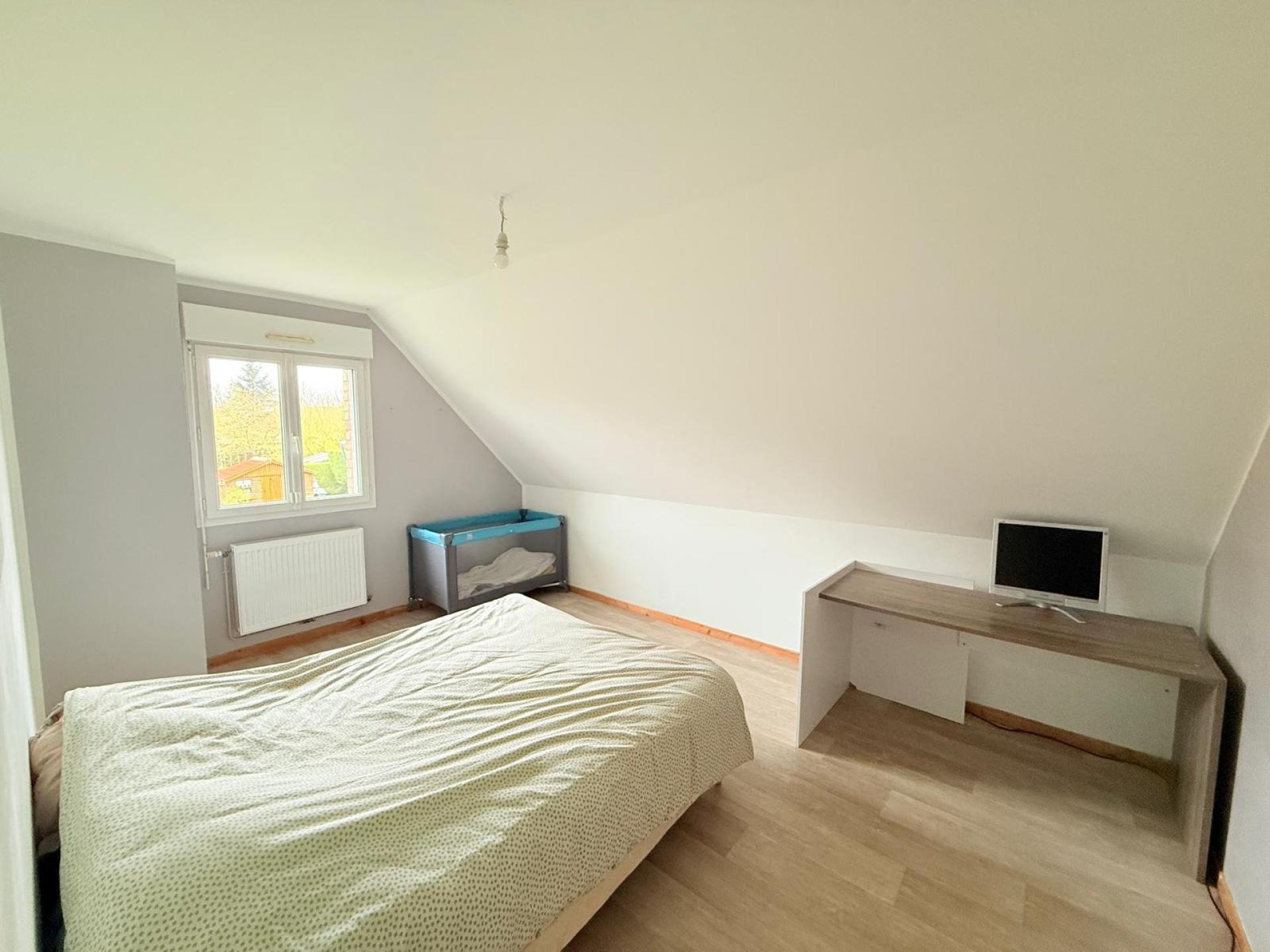 Photo 9 of the listing.