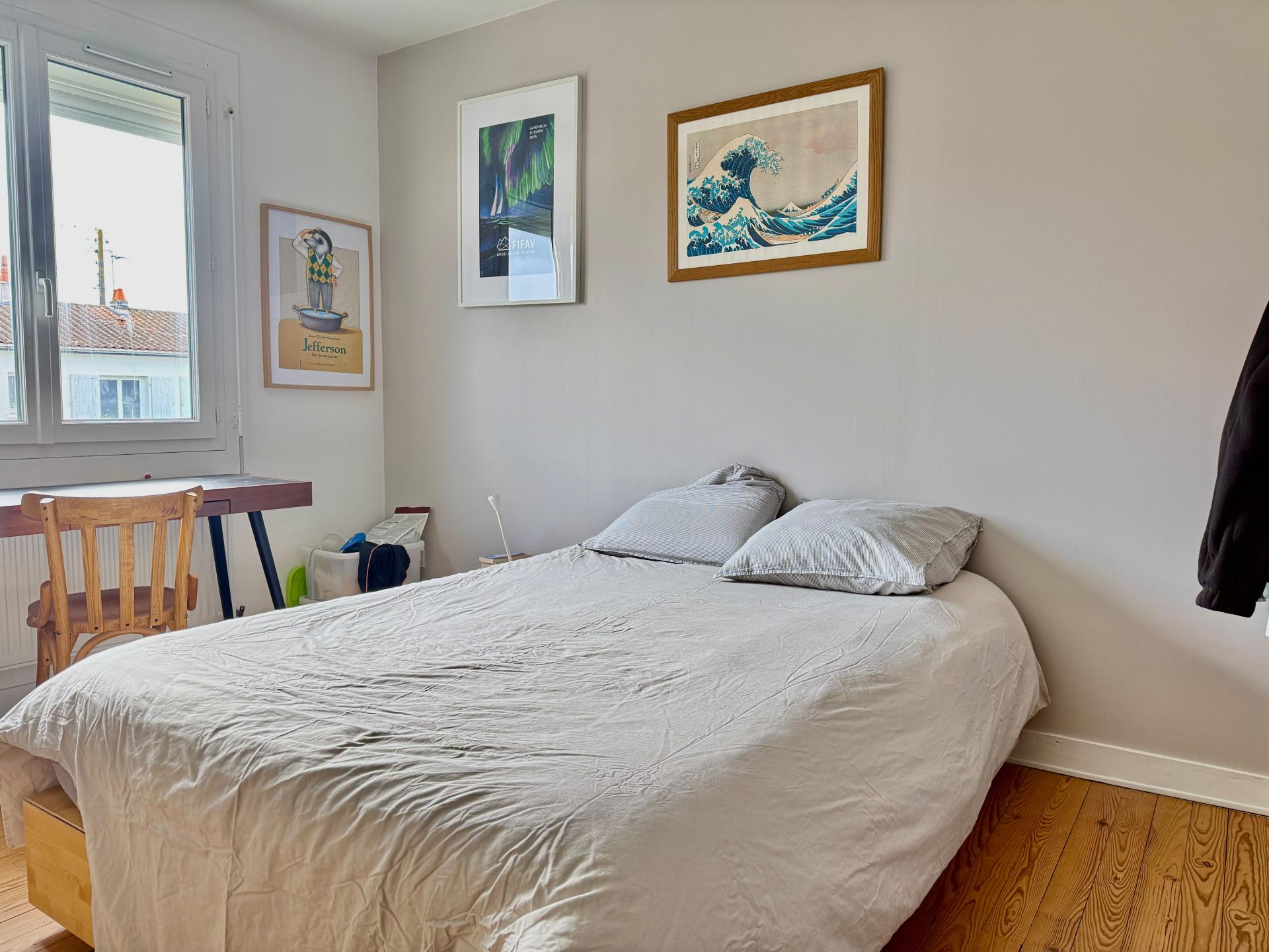 Photo 8 of the listing.