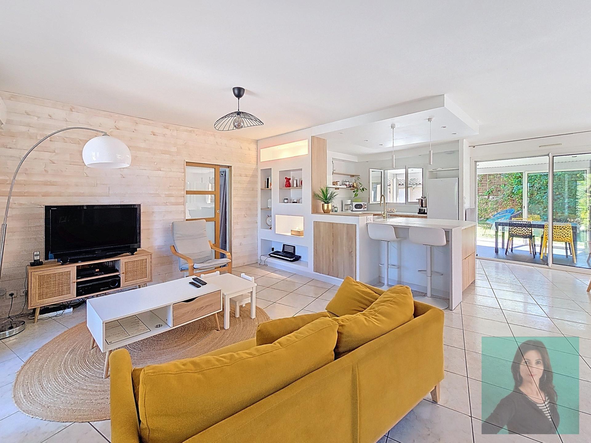 Photo 3 of the listing.