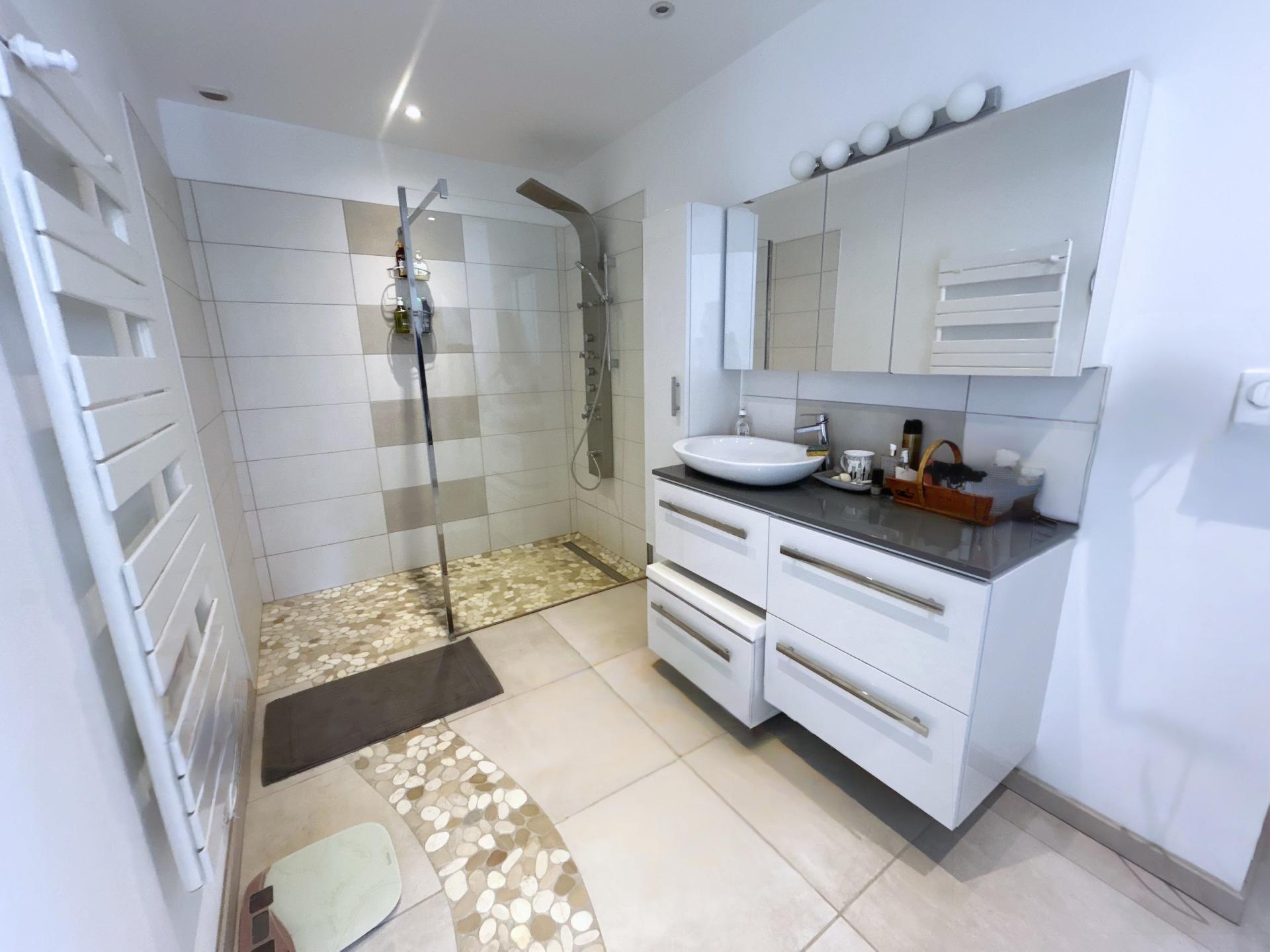 Photo 10 de l'annonce.