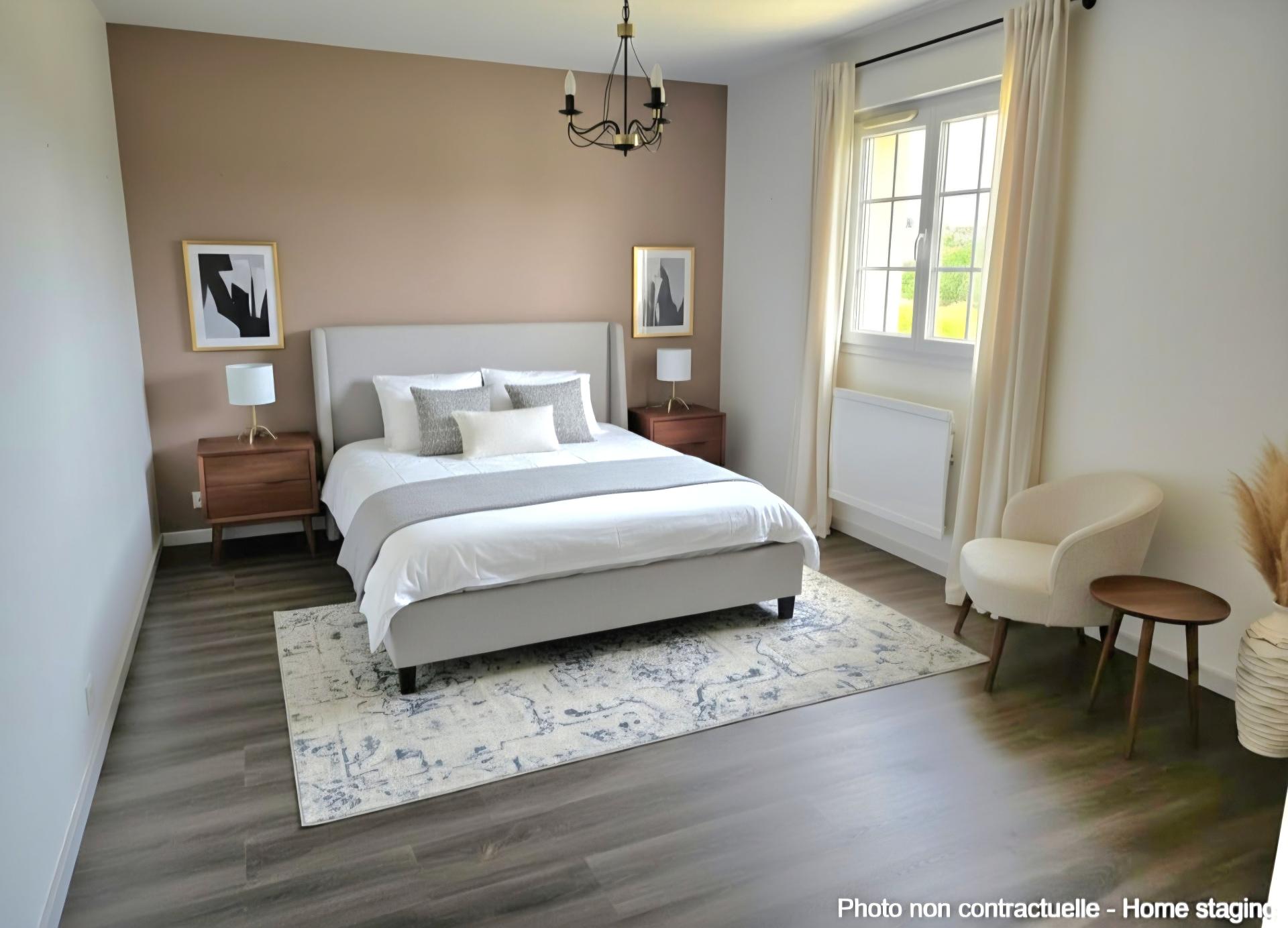 Photo 7 of the listing.