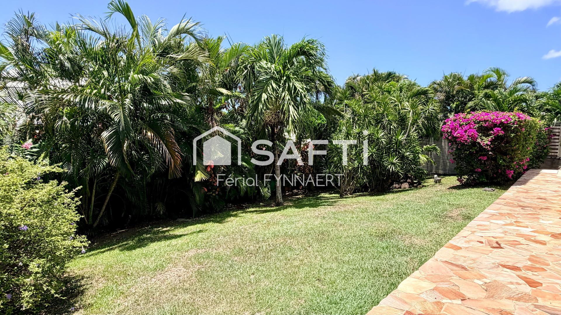 Photo SAFTI — Maison 4 pièces, 76 m² à Sainte Luce 3