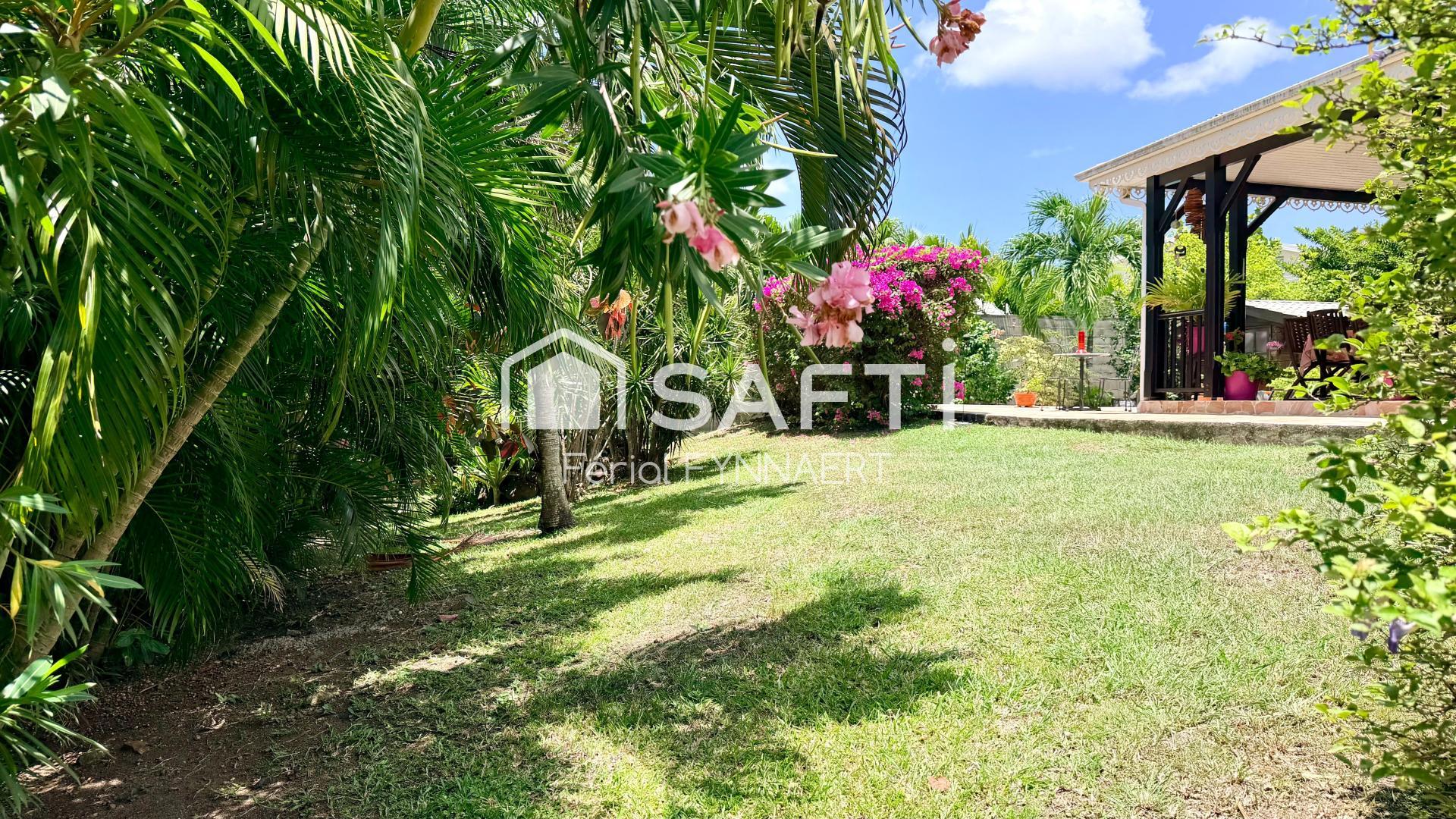 Photo SAFTI — Maison 4 pièces, 76 m² à Sainte Luce 2