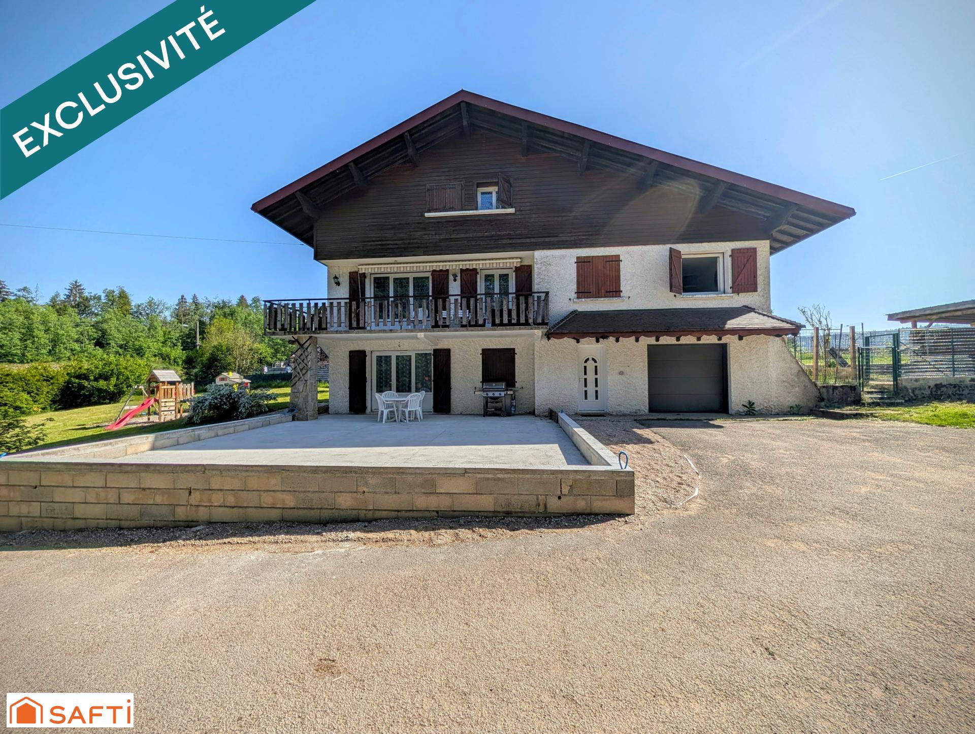 Maison 150 m² + appartement 70m² – Terrain 2 000 m² – St-Laurent-en-Grandvaux