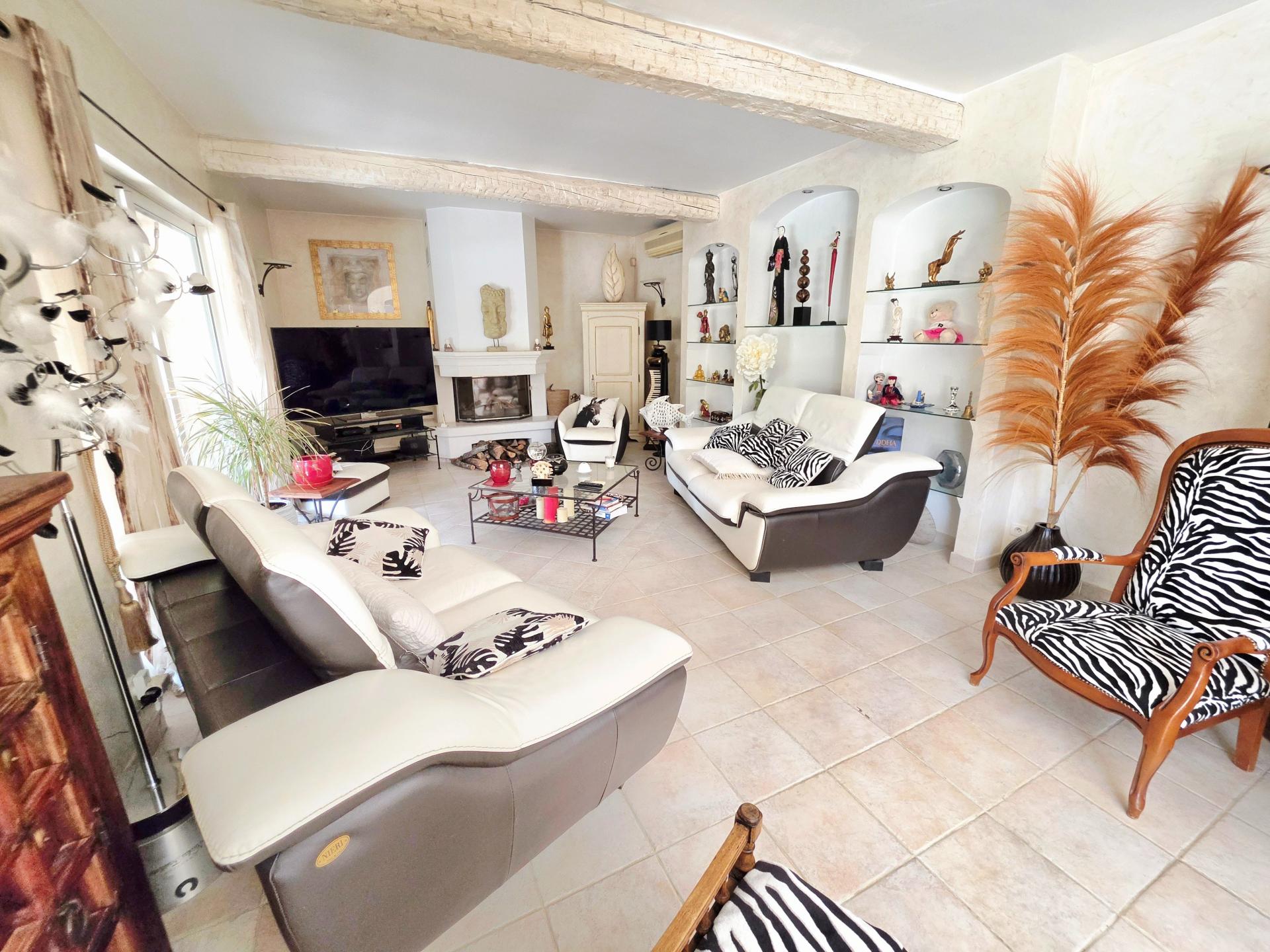 Photo 10 of the listing.