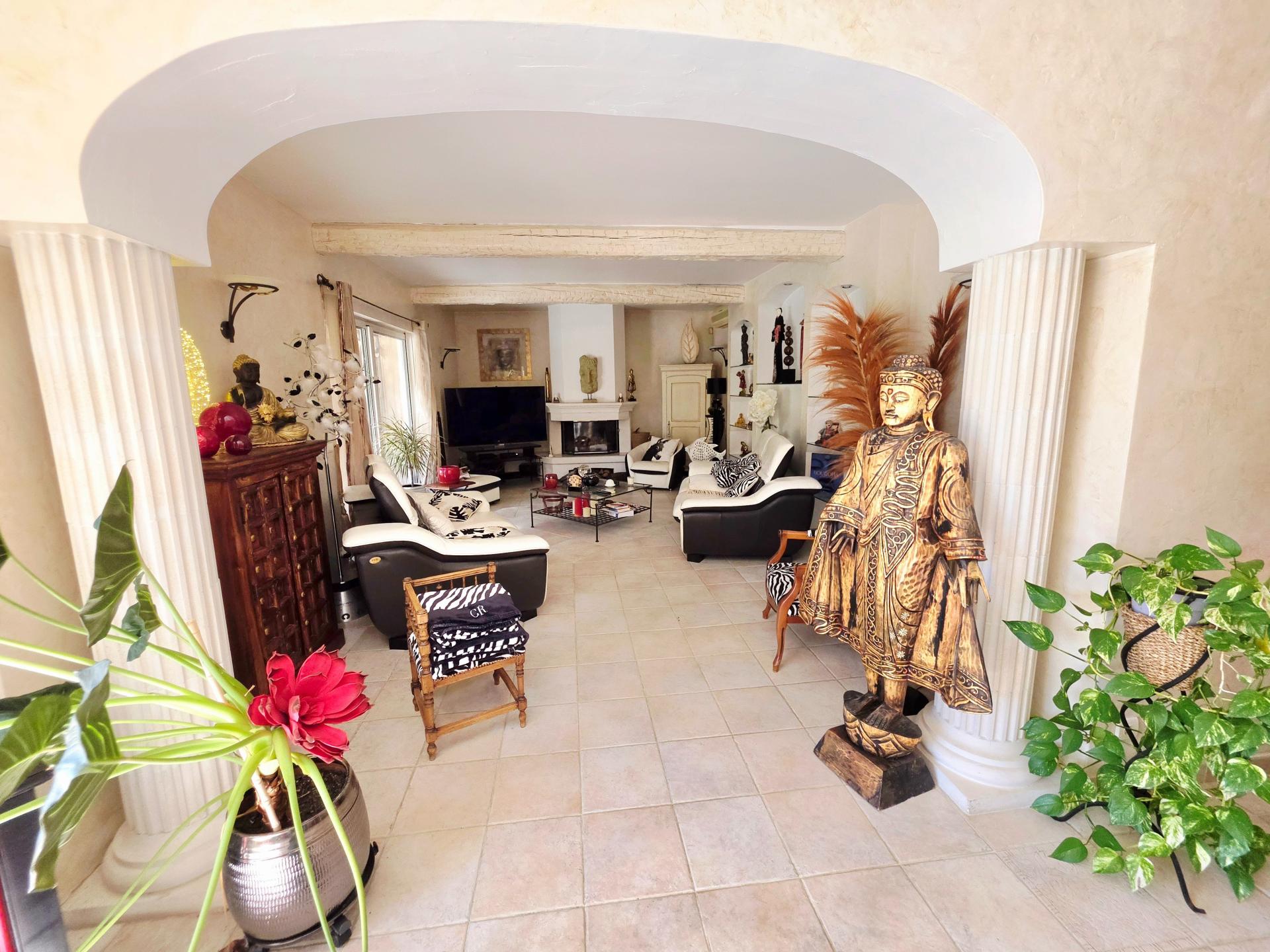 Photo 8 of the listing.