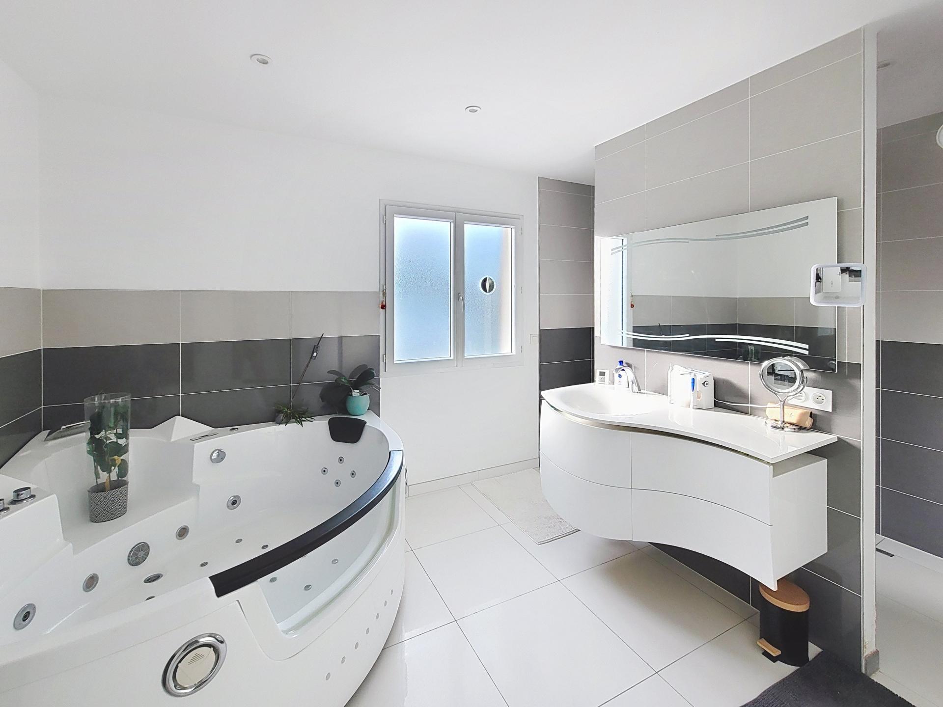 Photo 12 de l'annonce.