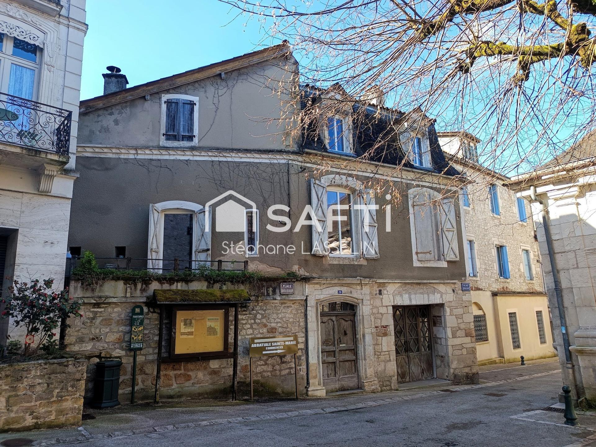 Magnifique maison de maitre en Pierre avec gite et local commercial