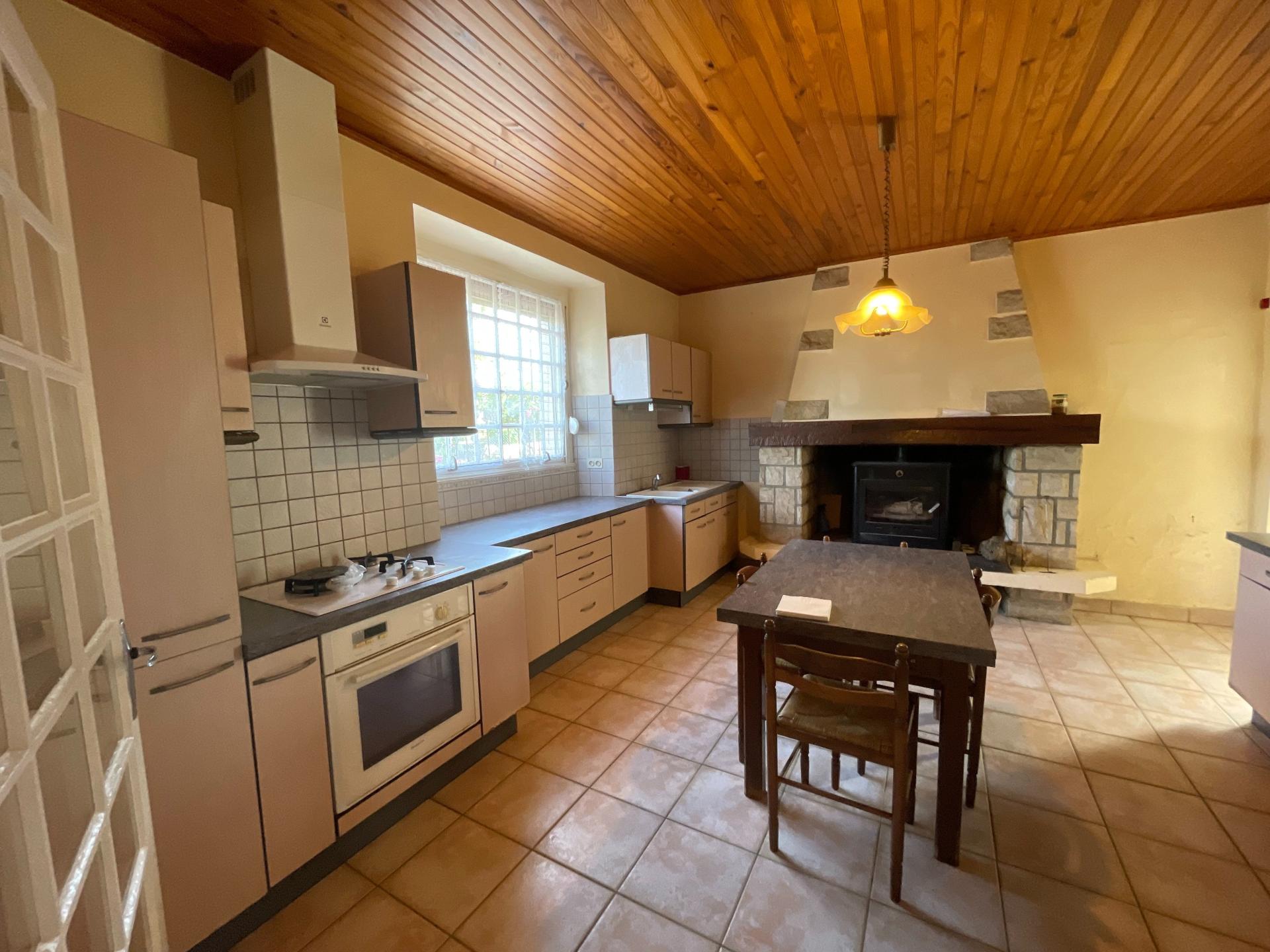 Photo SAFTI — Maison 9 pièces, 195 m² à Saint Loubouer 5